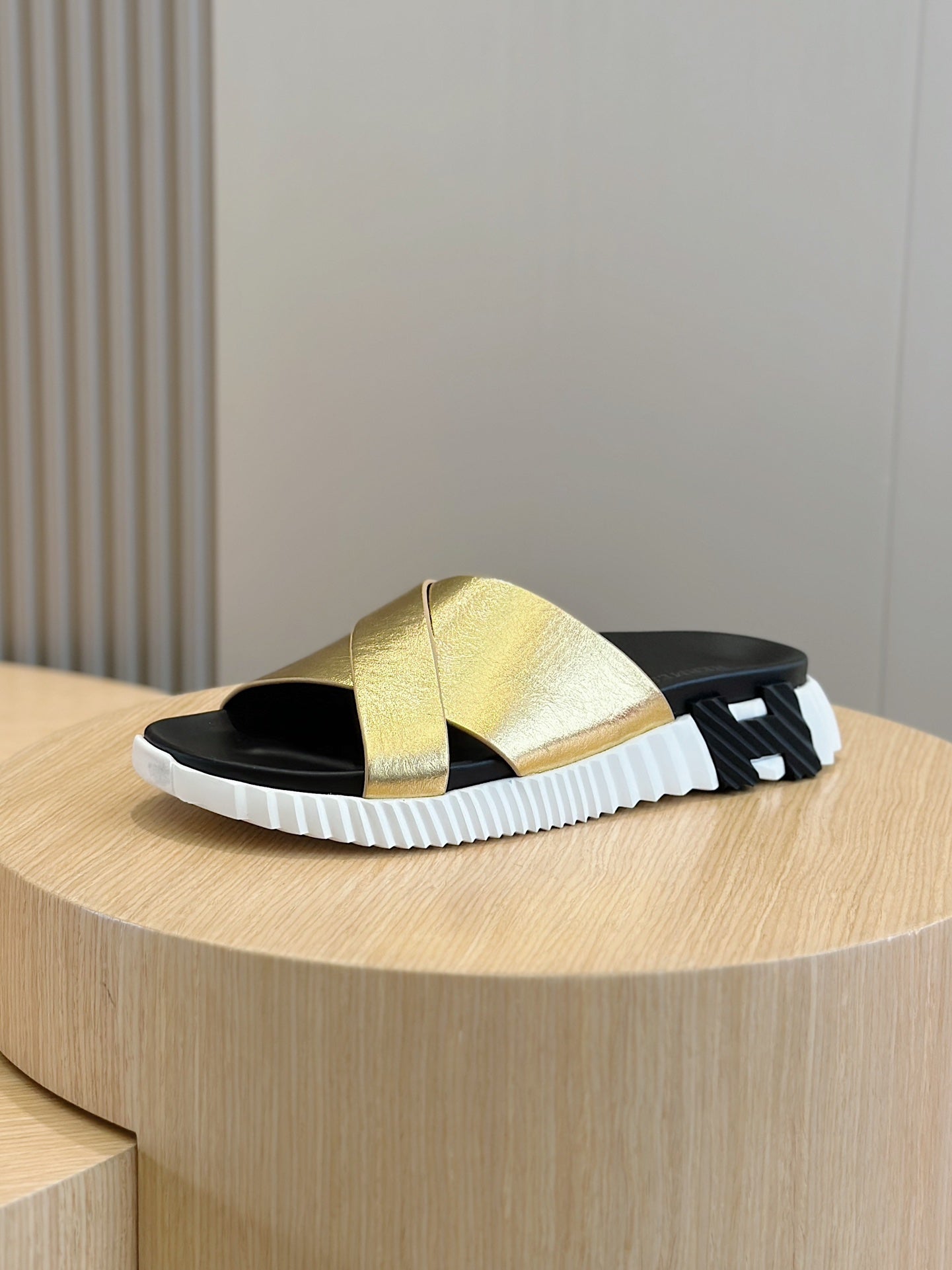 LuxluxHouse Best Quality Sandals Hermes