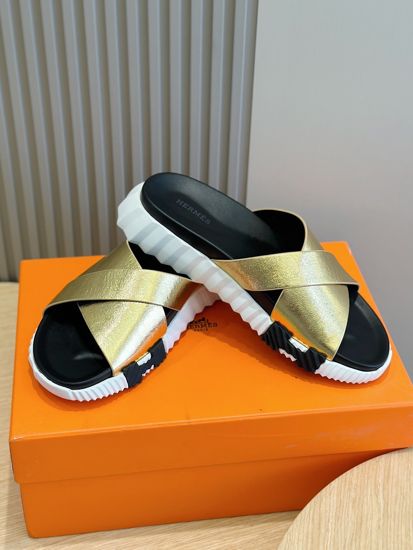 LuxluxHouse Best Quality Sandals Hermes