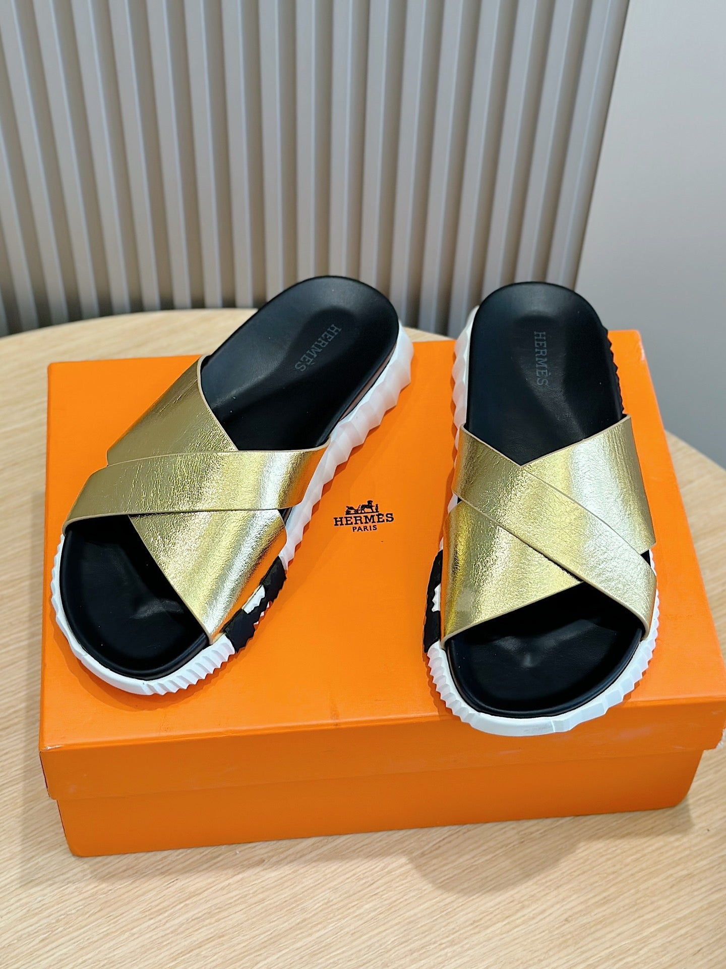 LuxluxHouse Best Quality Sandals Hermes