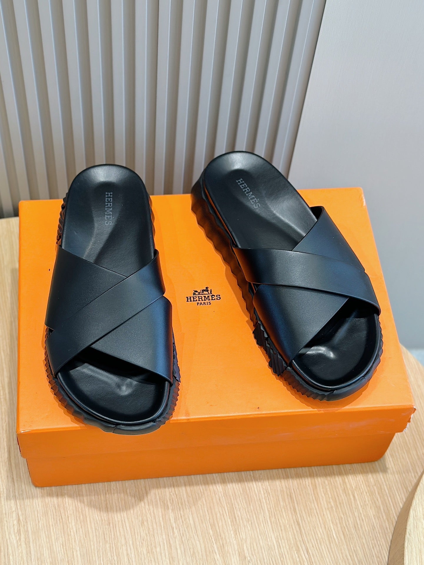 LuxluxHouse Best Quality Sandals Hermes