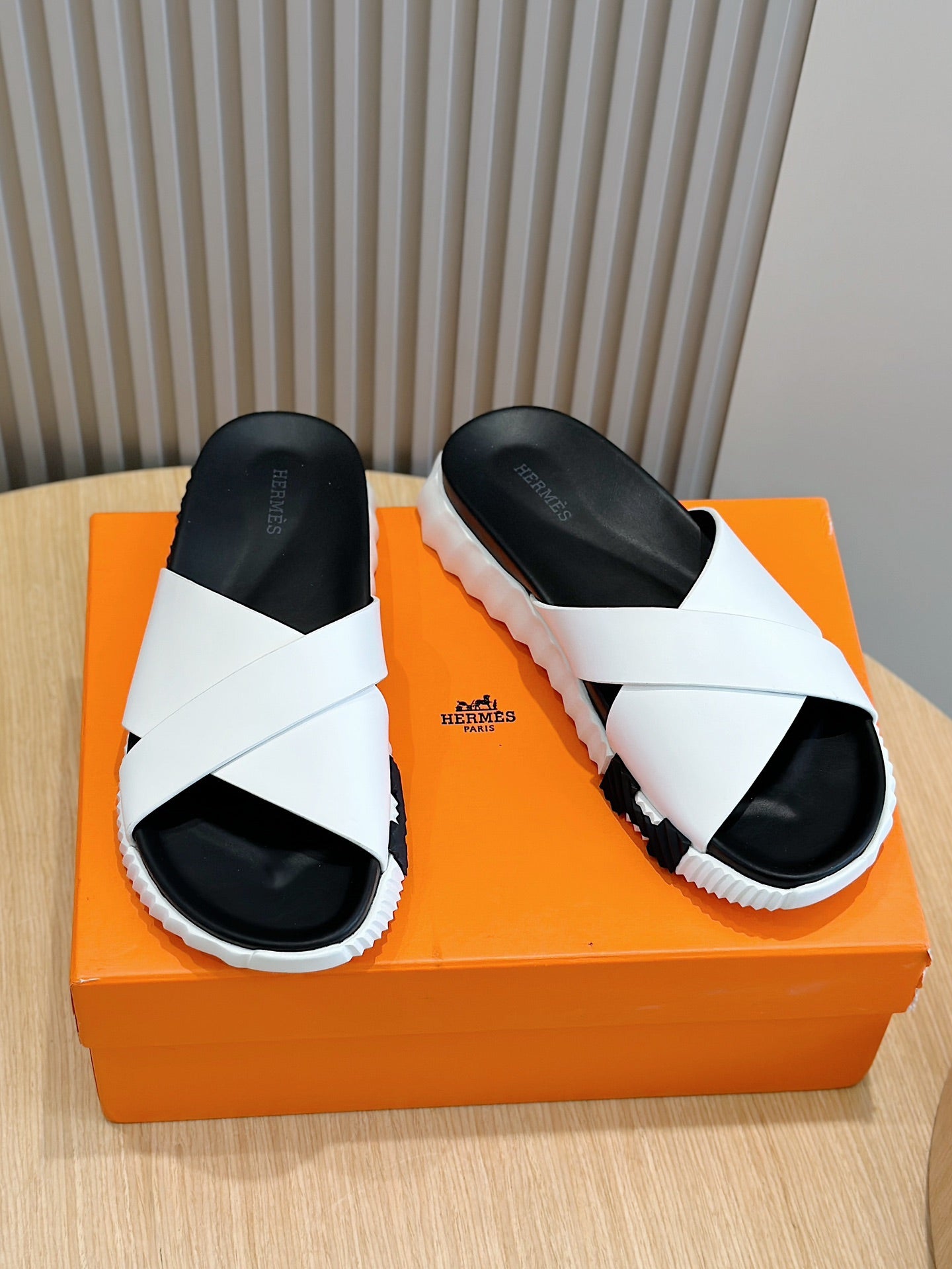 LuxluxHouse Best Quality Sandals Hermes