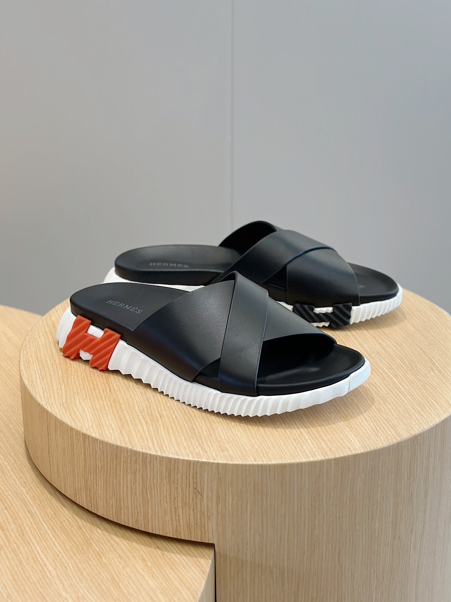 LuxluxHouse Best Quality Sandals Hermes