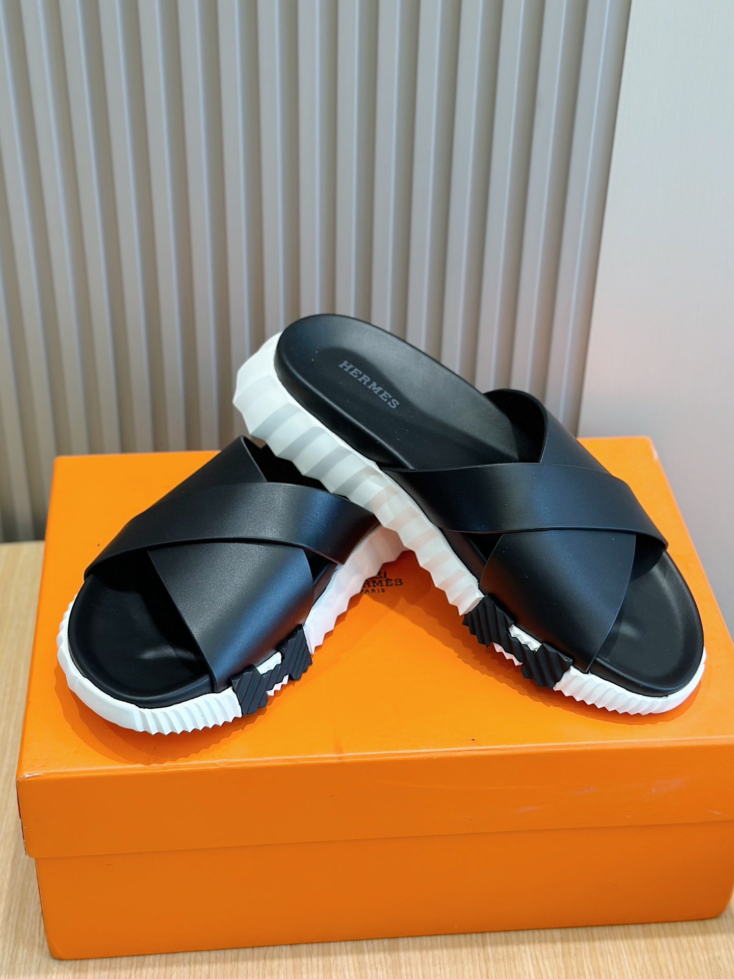 LuxluxHouse Best Quality Sandals Hermes