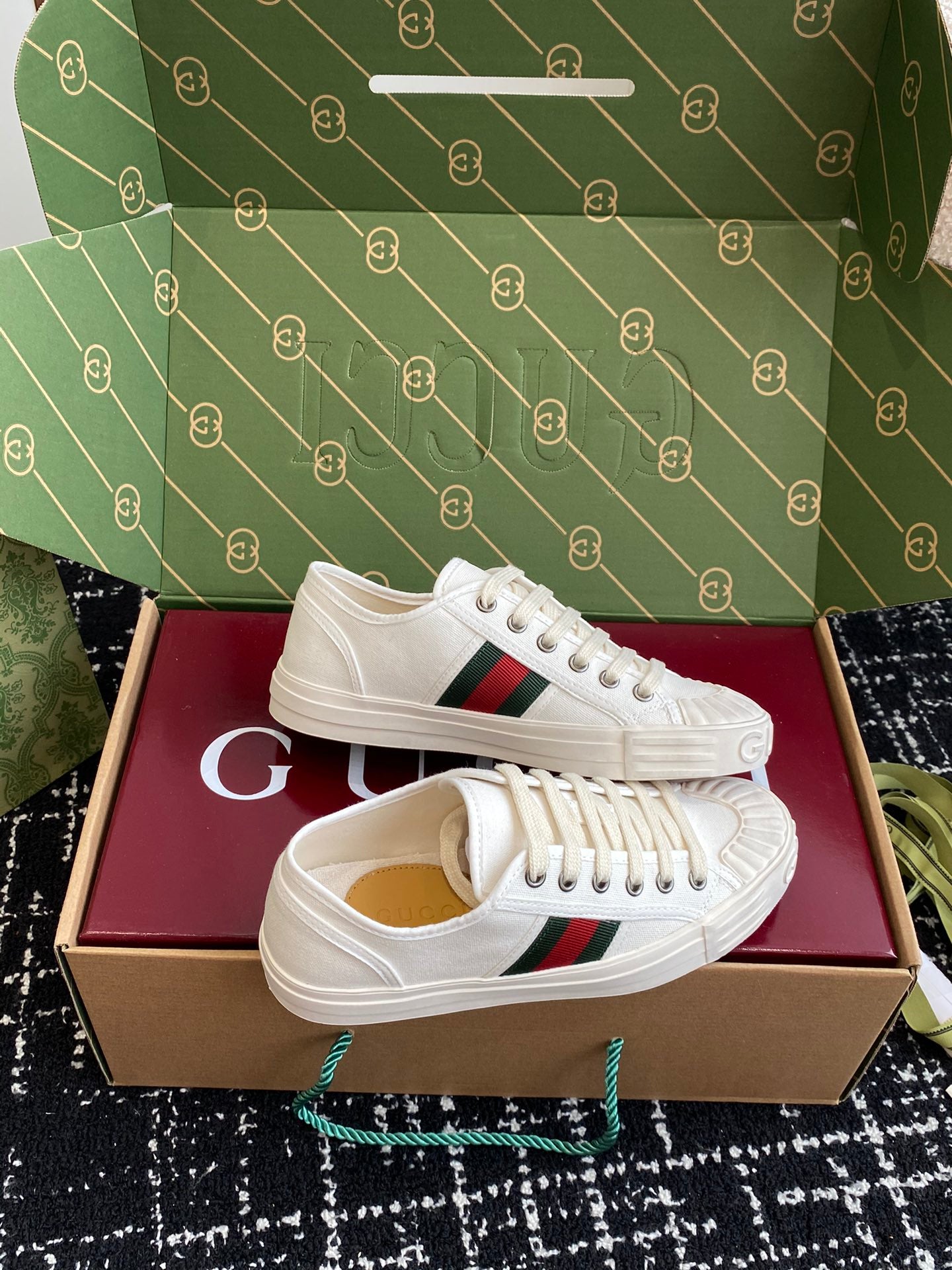 LuxluxHouse Best Quality Shoes Gucci