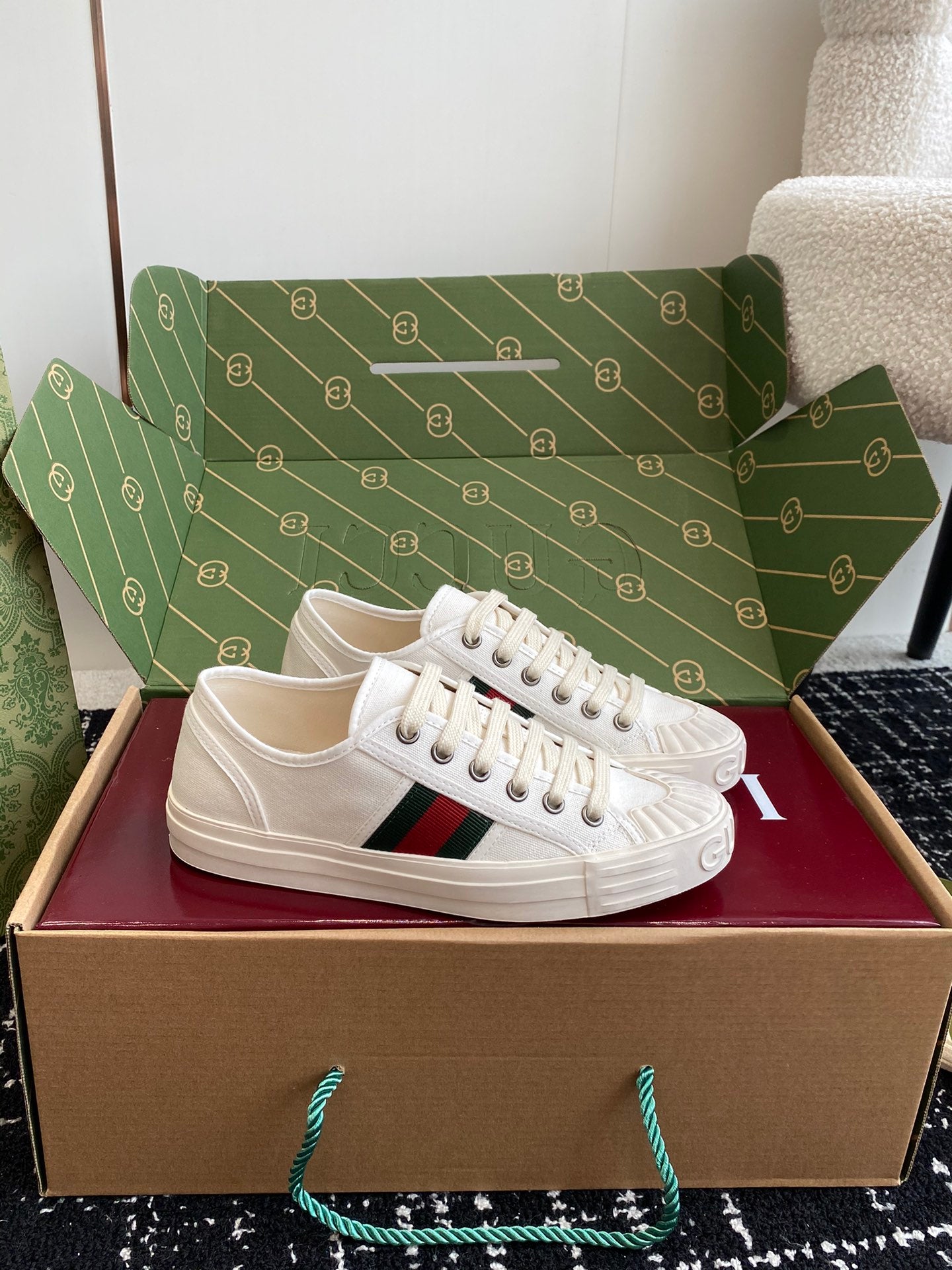 LuxluxHouse Best Quality Shoes Gucci