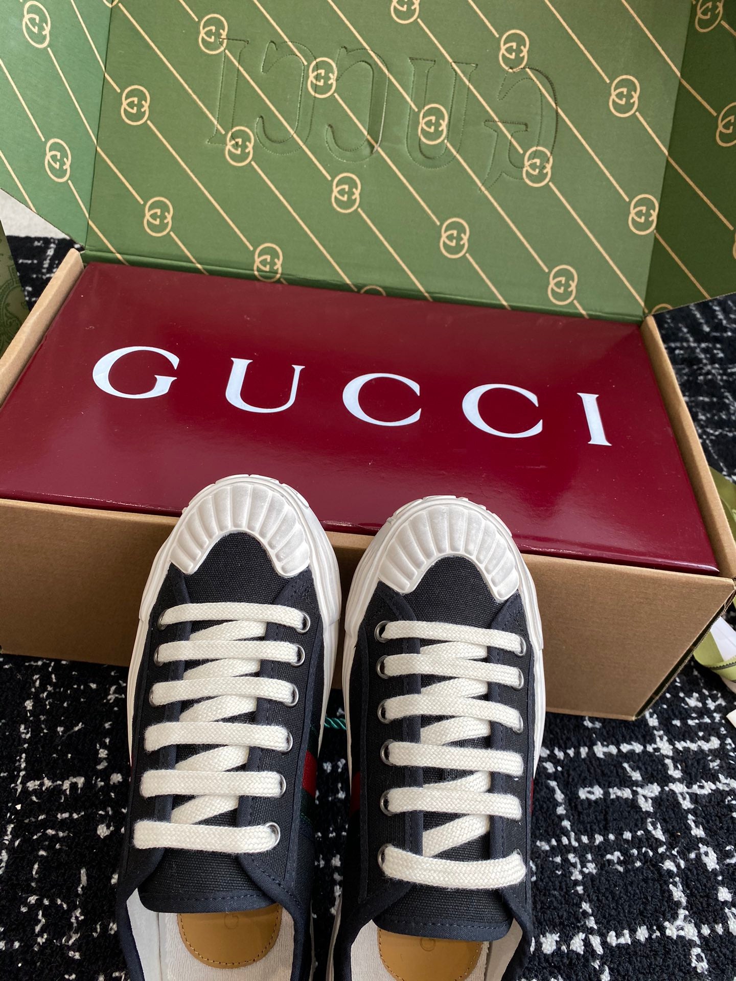 LuxluxHouse Best Quality Shoes Gucci