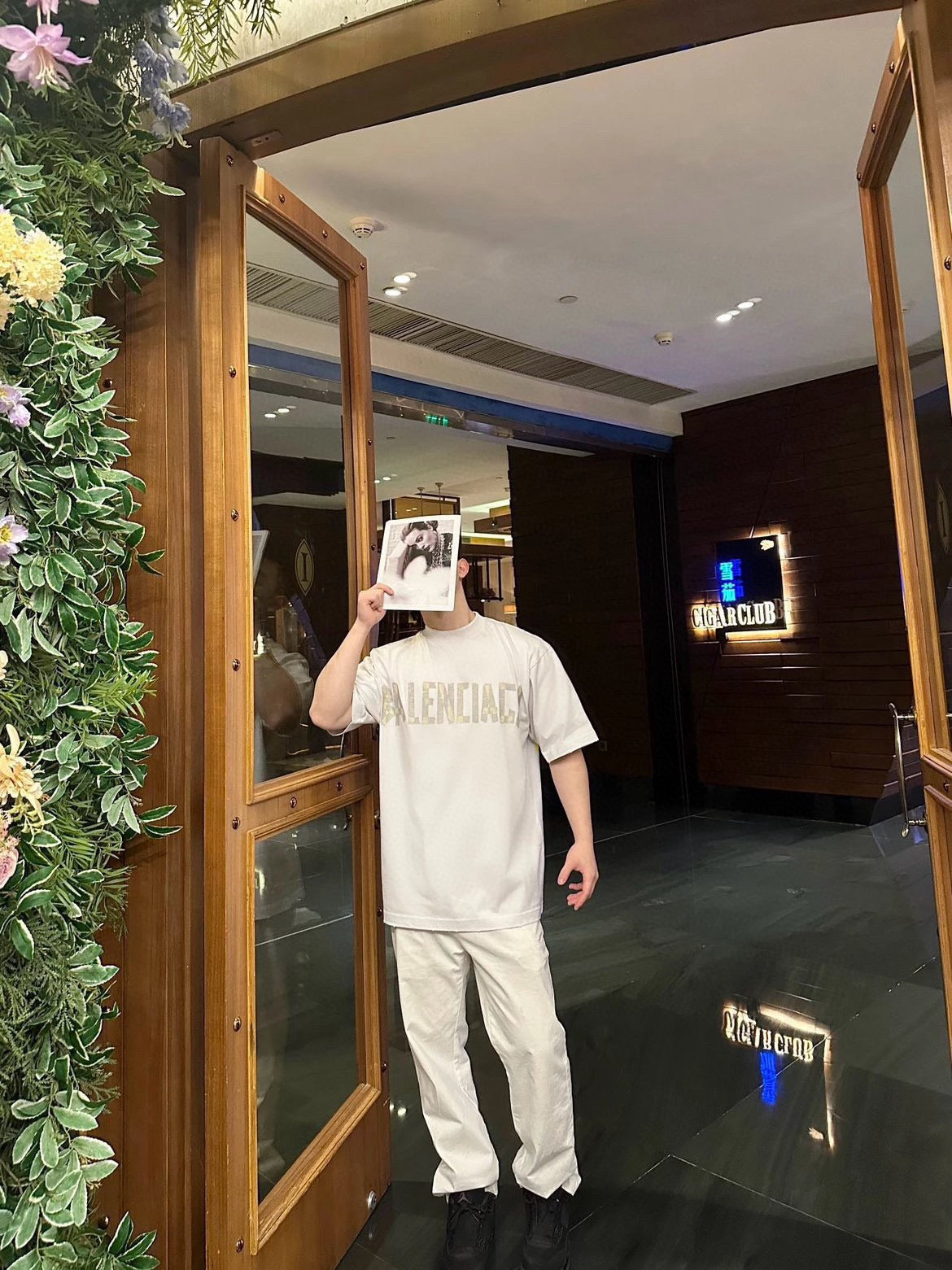 LuxluxHouse Best Quality Clothes Balenciaga T-shirt