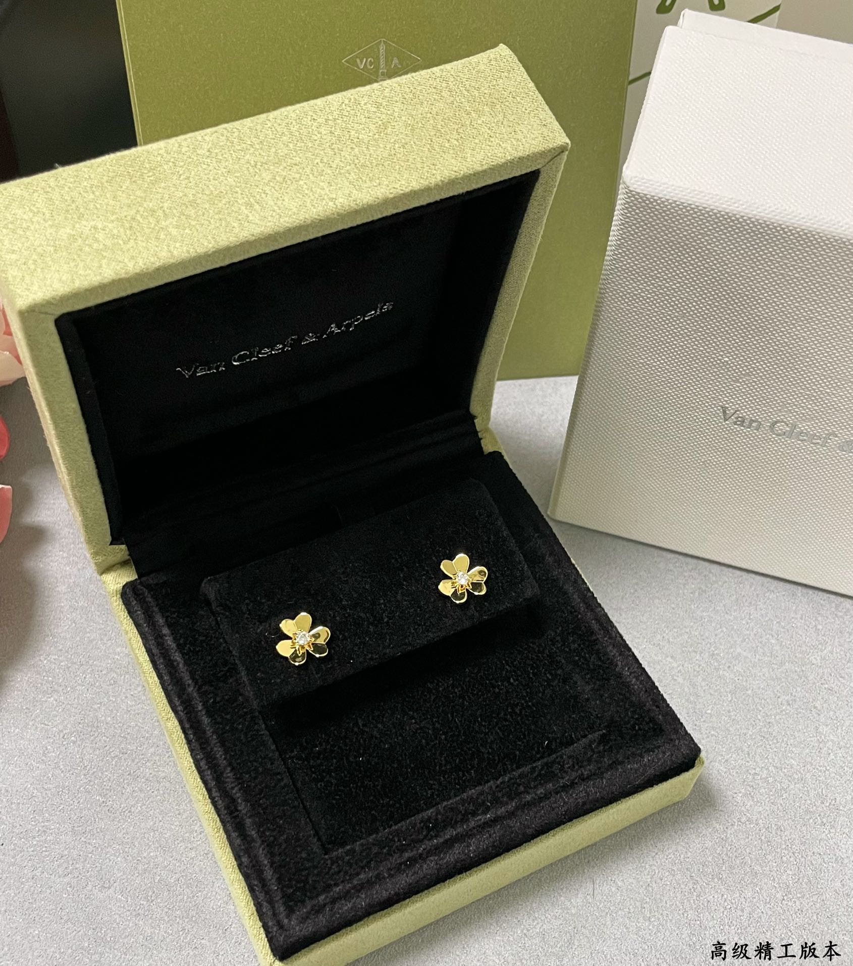 LuxluxHouse Best Quality Accessories Van Cleef & Arpels