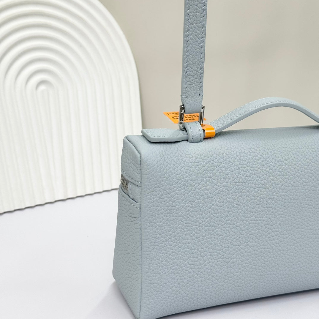 LuxluxHouse Best Quality Bags Loro Piana Women