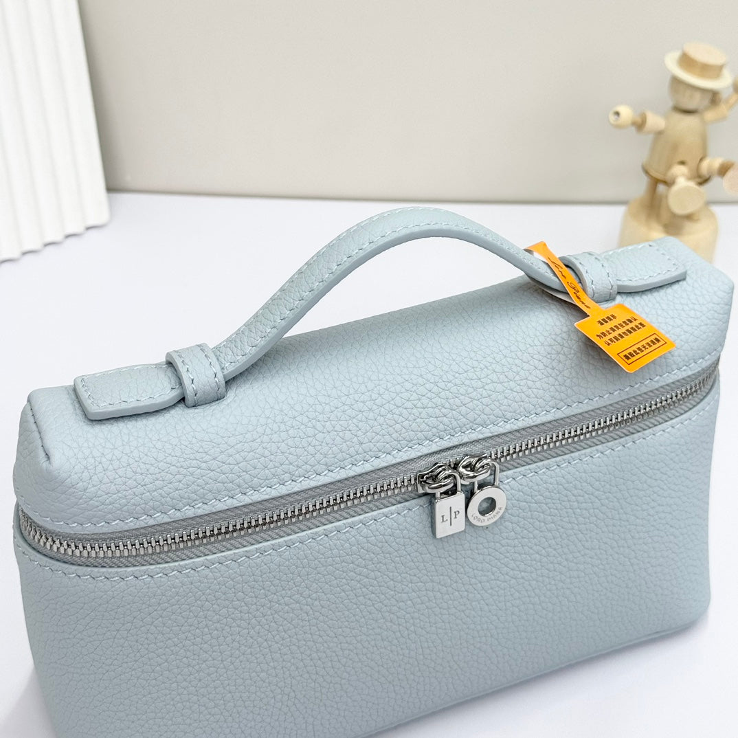 LuxluxHouse Best Quality Bags Loro Piana Women