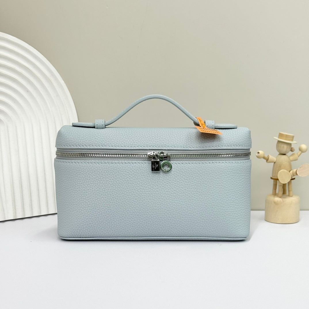 LuxluxHouse Best Quality Bags Loro Piana Women