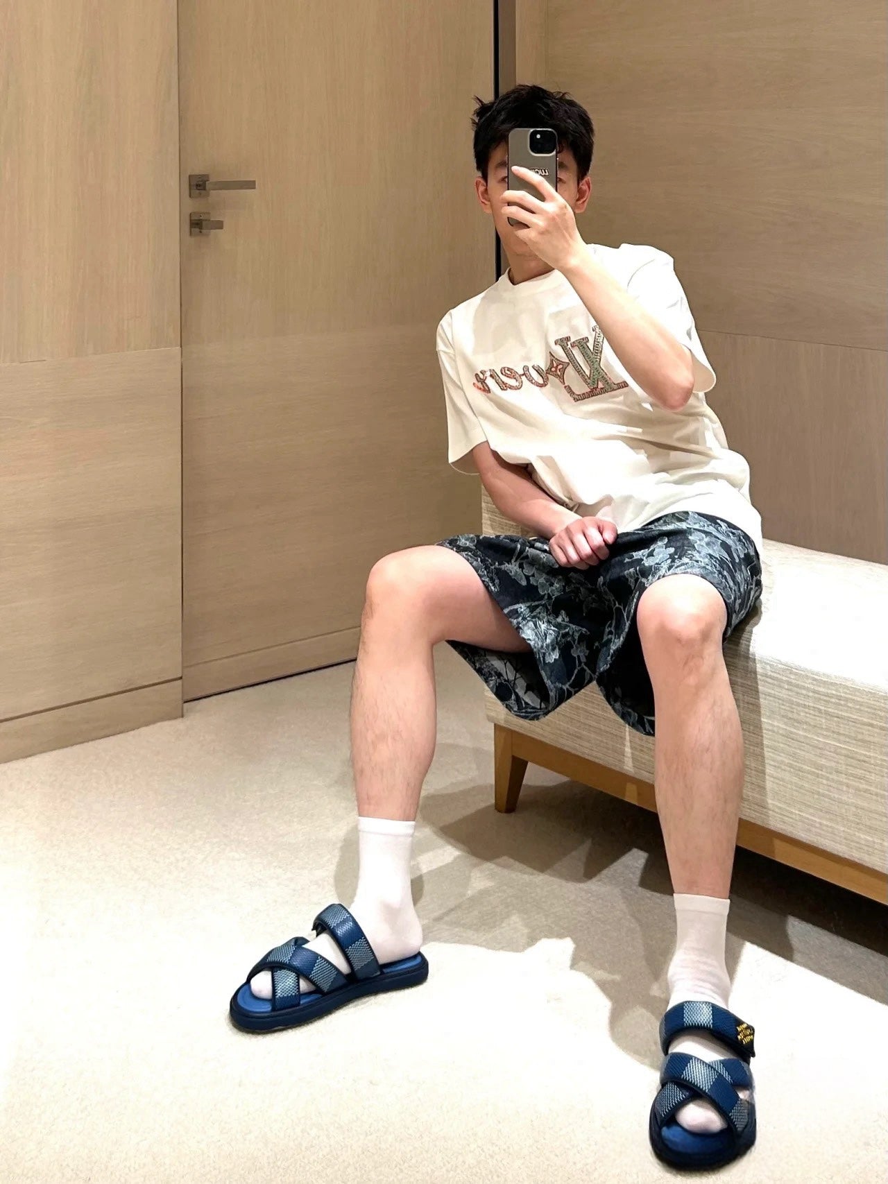 LuxluxHouse Best Quality Clothes T-shirt Louis Vuitton