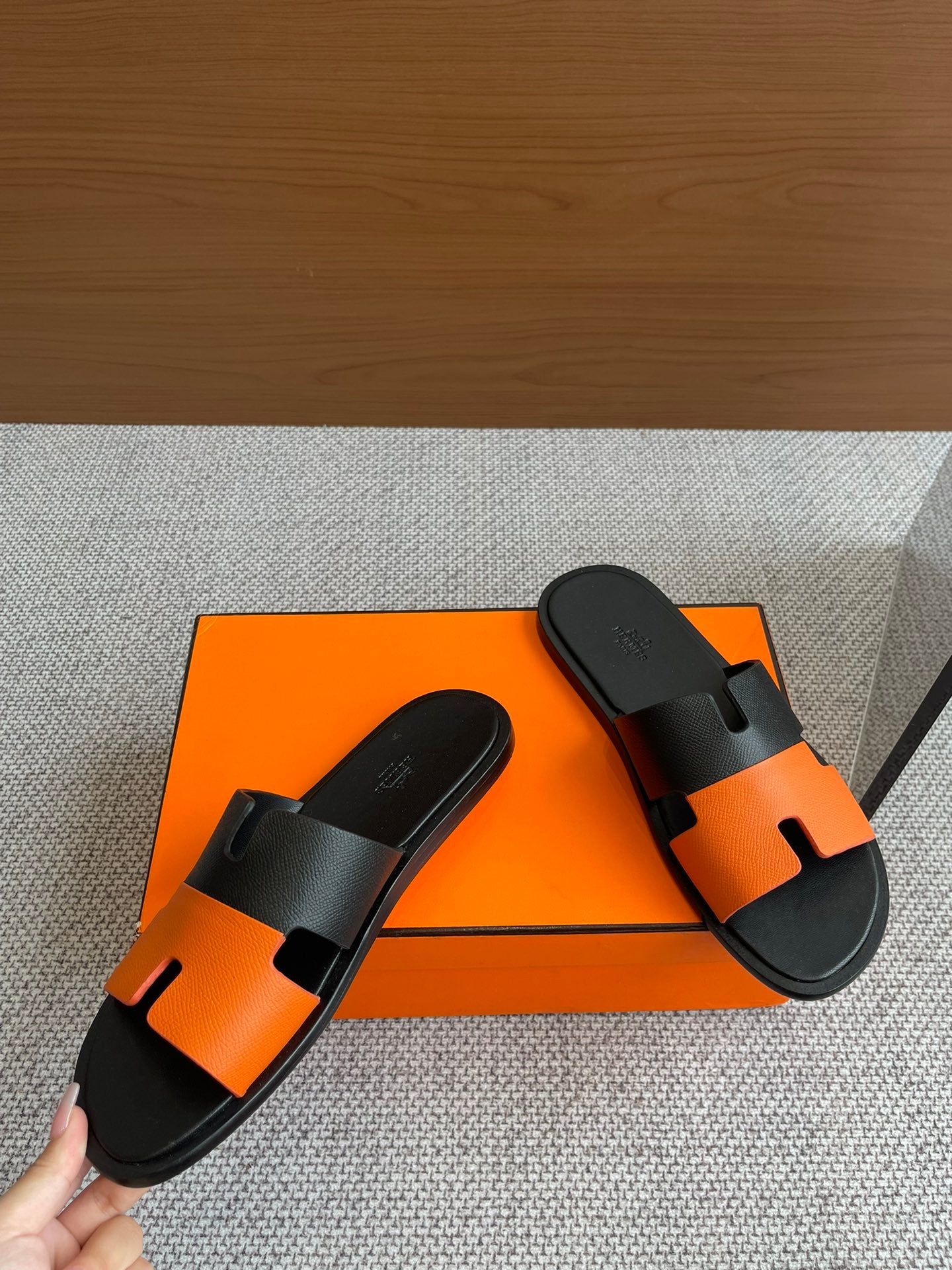 LuxluxHouse Best Quality Women Shoes Hermes