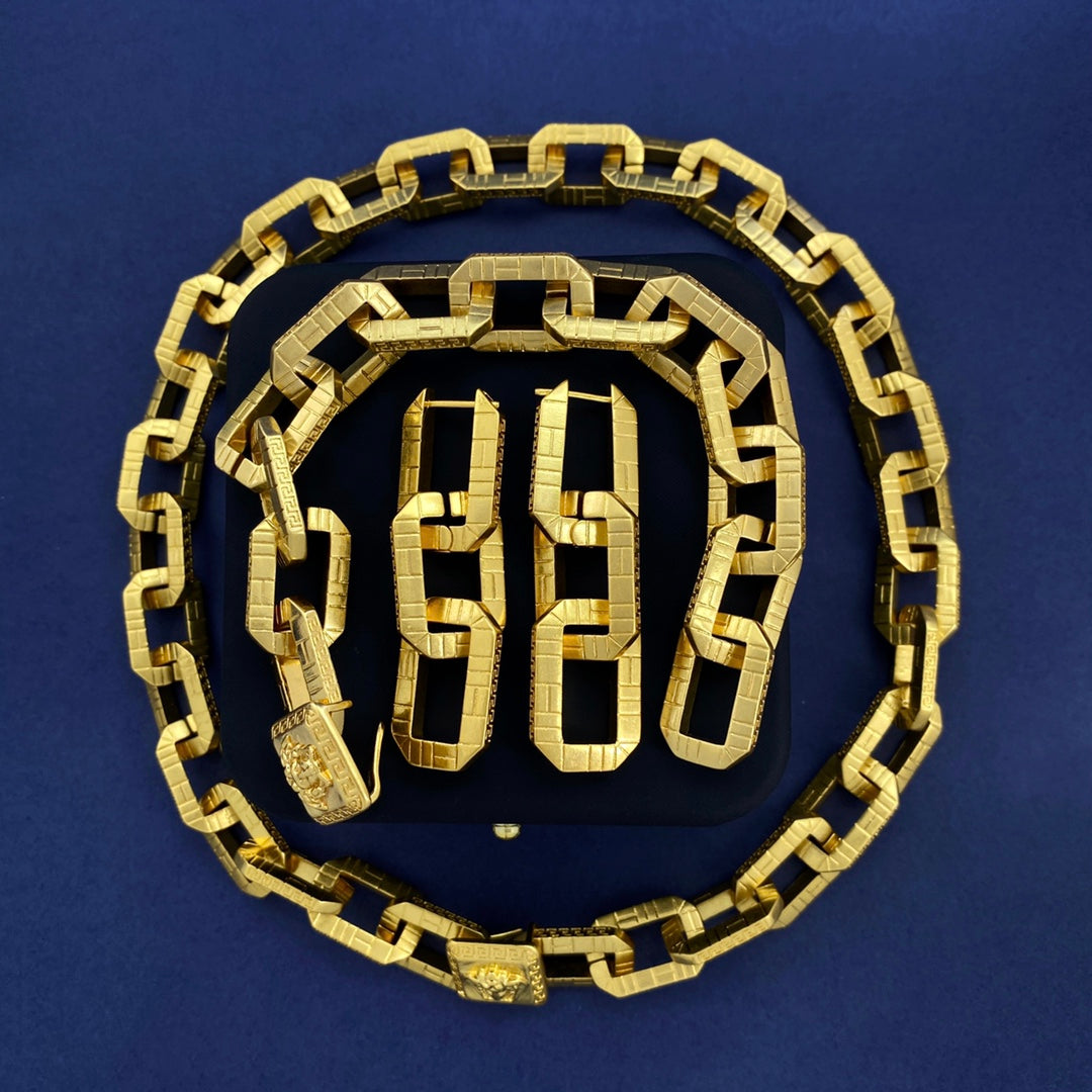 LuxluxHouse Best Quality Accessories Versace