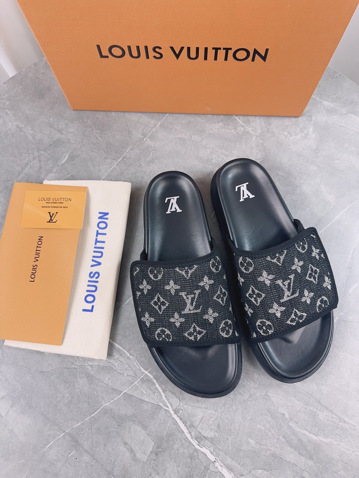 LuxluxHouse Best Quality Sandals Louis Vuitton