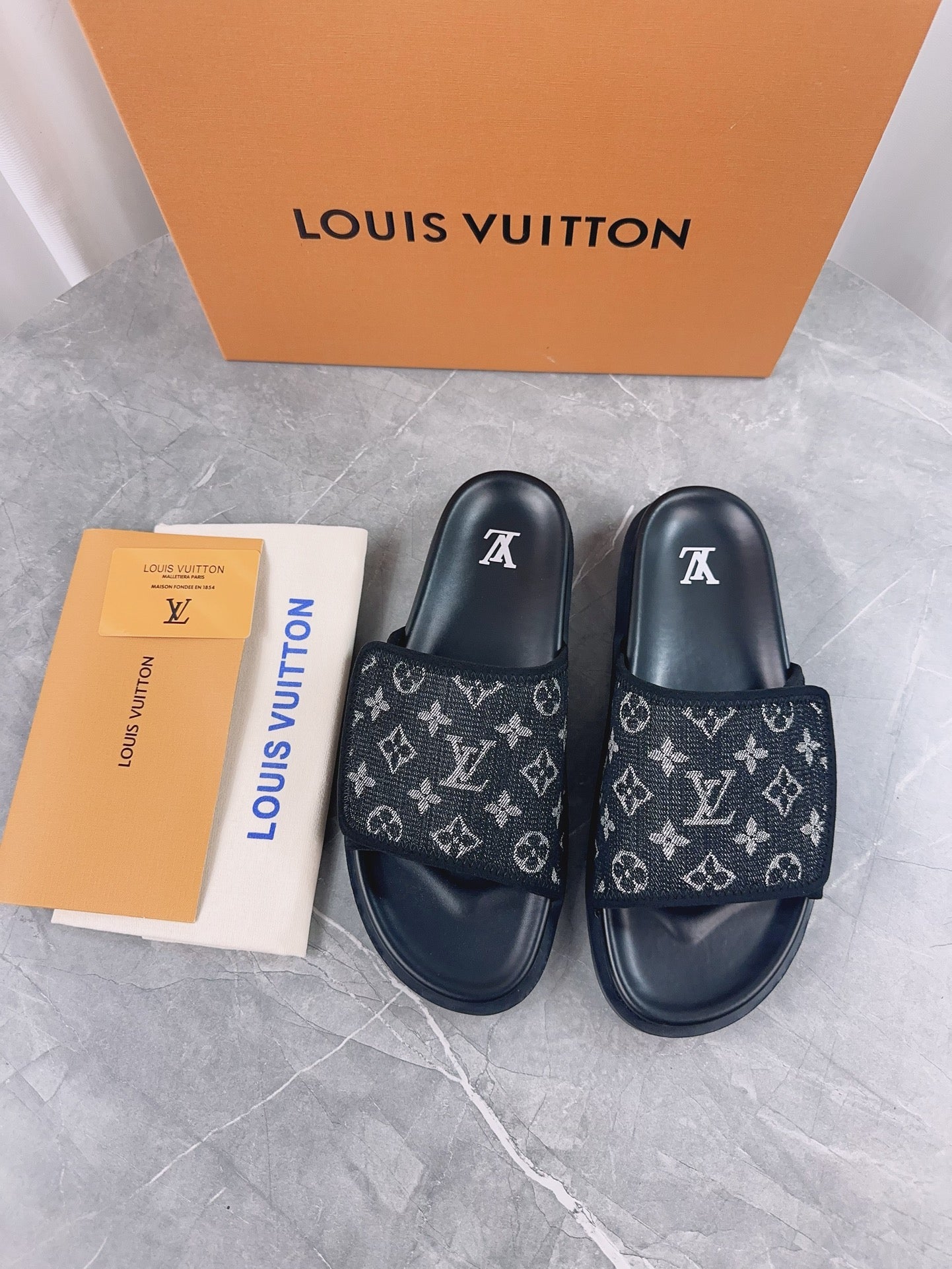 LuxluxHouse Best Quality Sandals Louis Vuitton