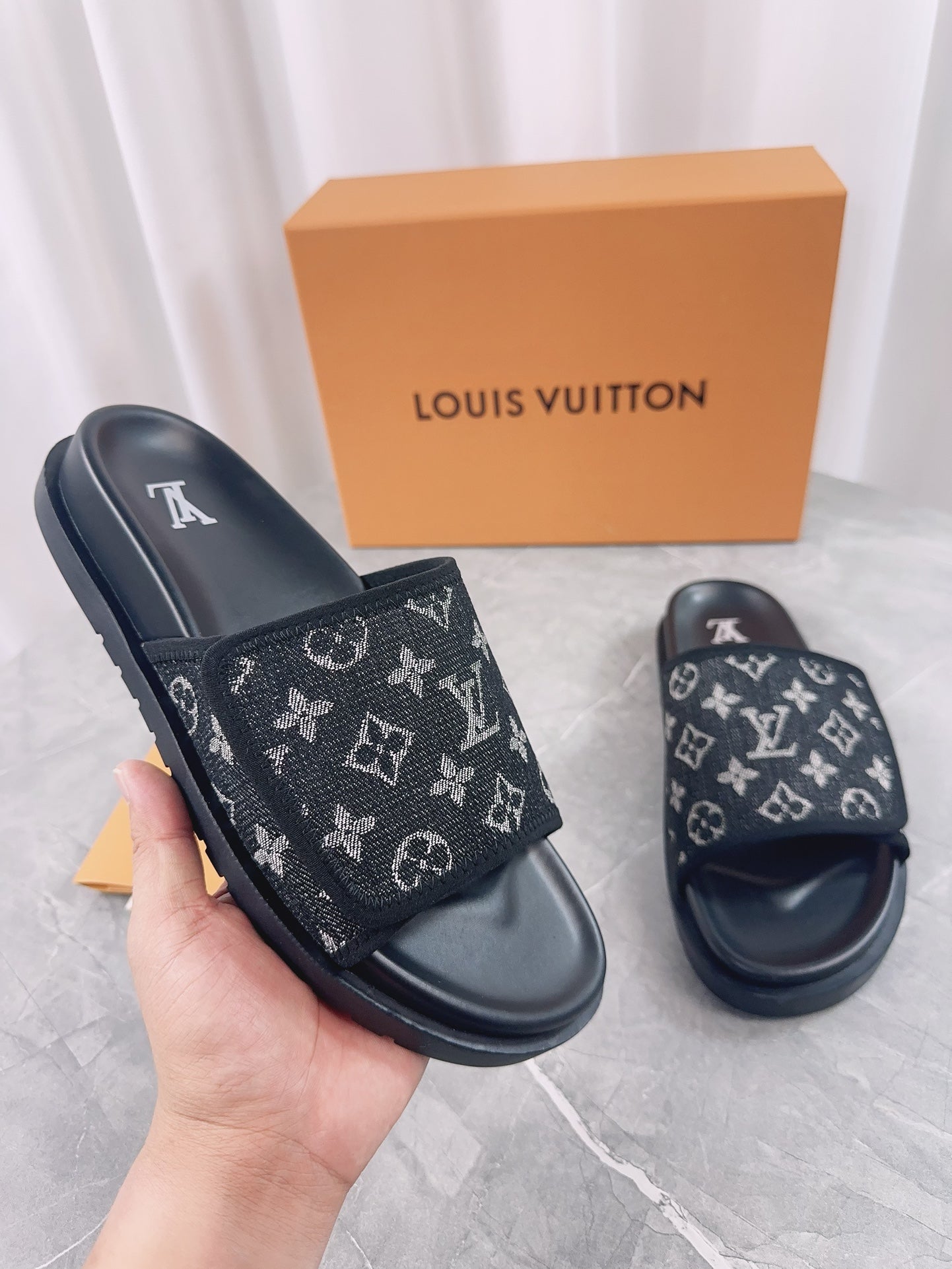 LuxluxHouse Best Quality Sandals Louis Vuitton
