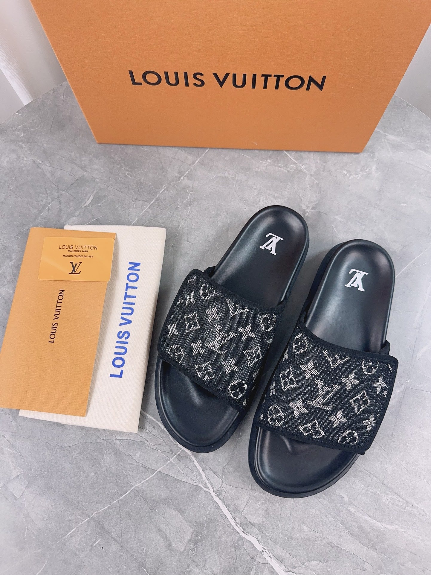LuxluxHouse Best Quality Sandals Louis Vuitton