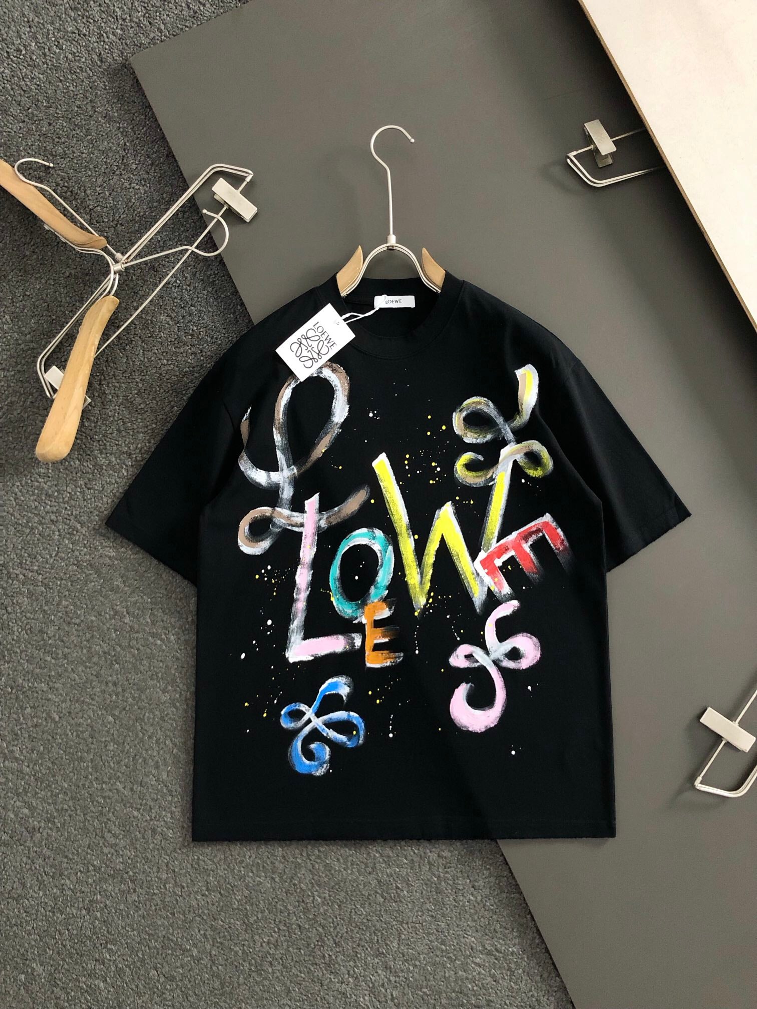 LuxluxHouse Best Quality Clothes T-shirt Loewe