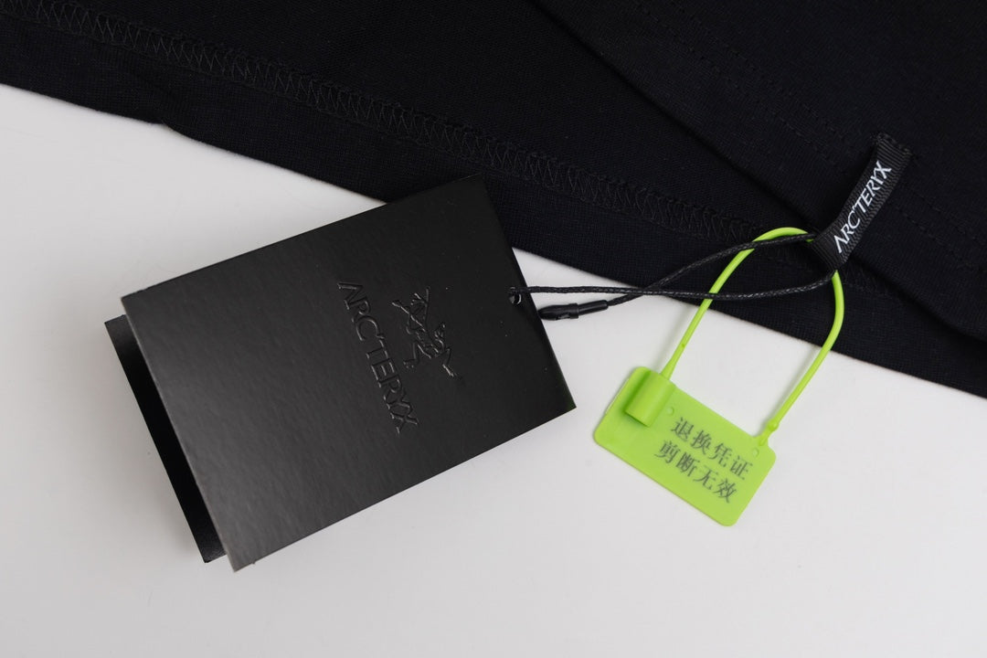 LuxluxHouse Best Quality Clothes T-shirt Arcteryx