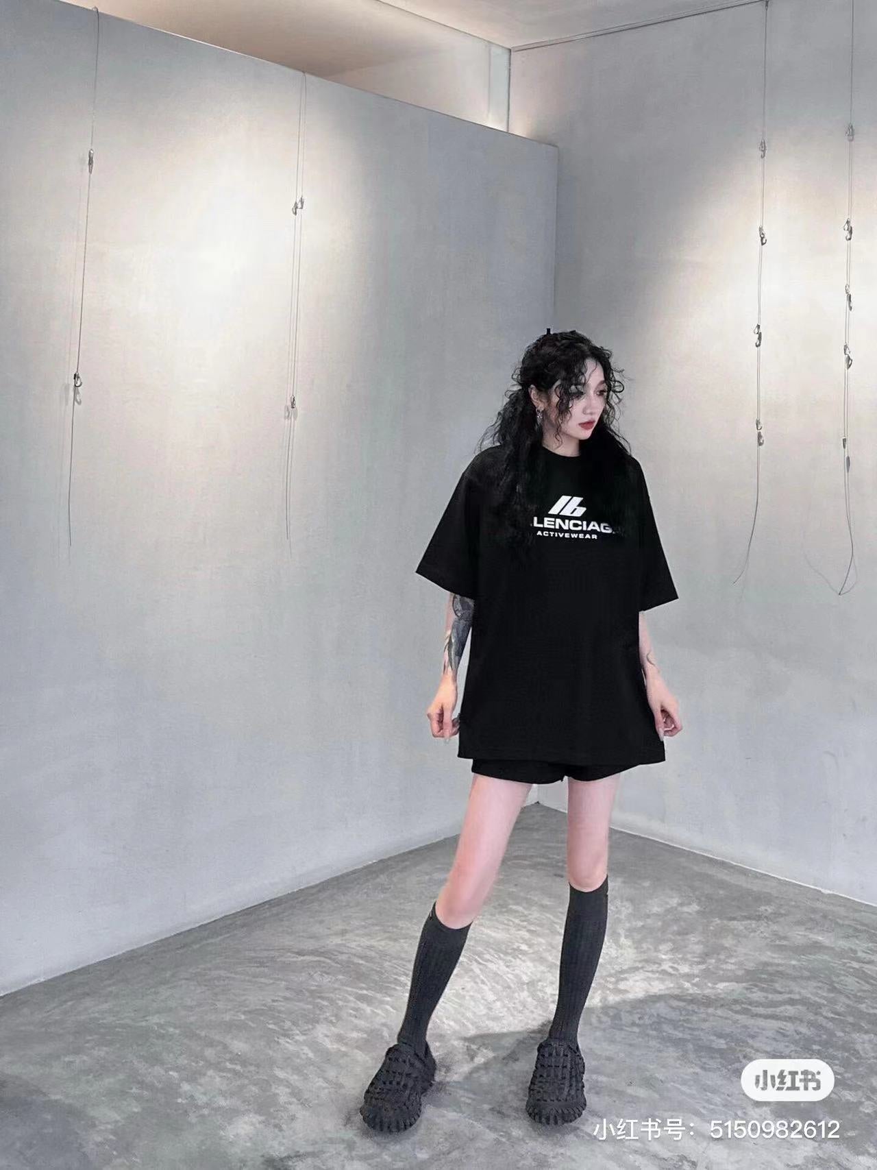 LuxluxHouse Best Quality Clothes Balenciaga T-shirt
