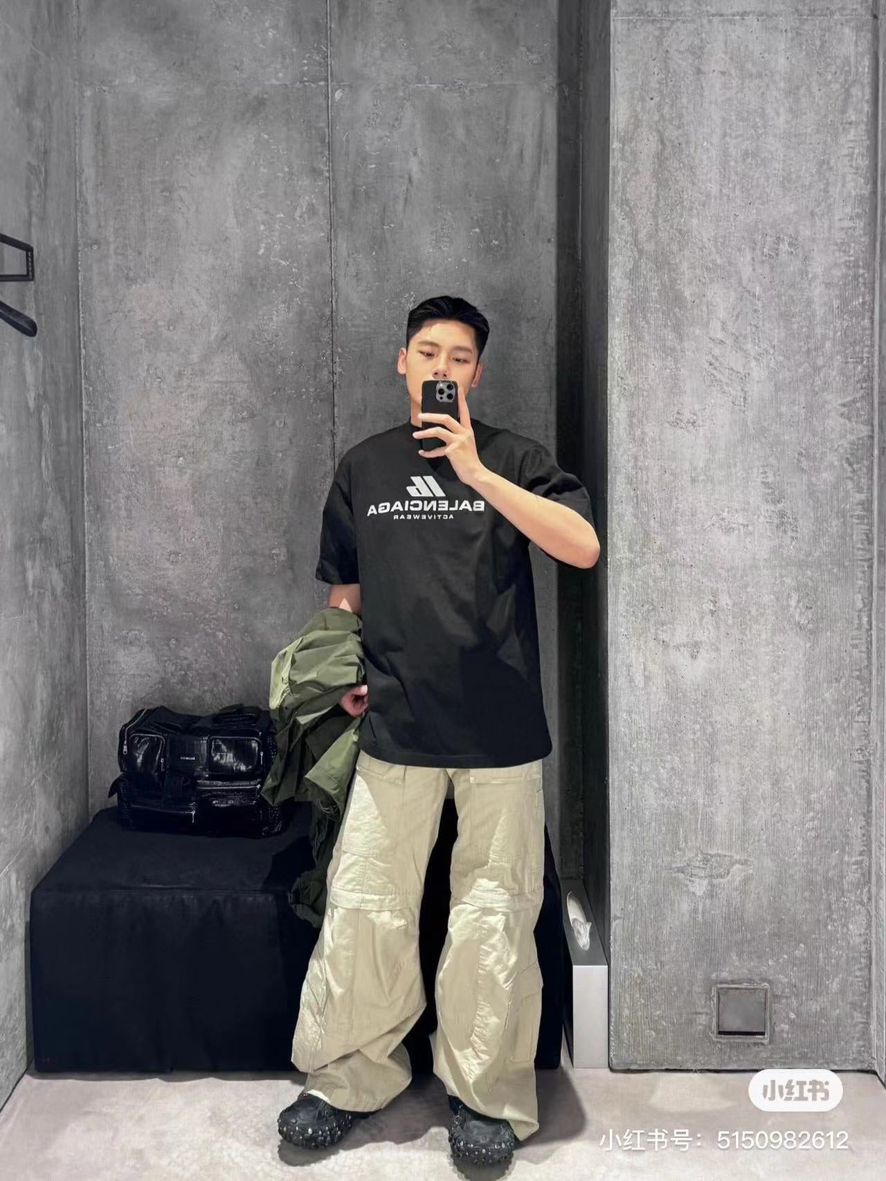 LuxluxHouse Best Quality Clothes Balenciaga T-shirt