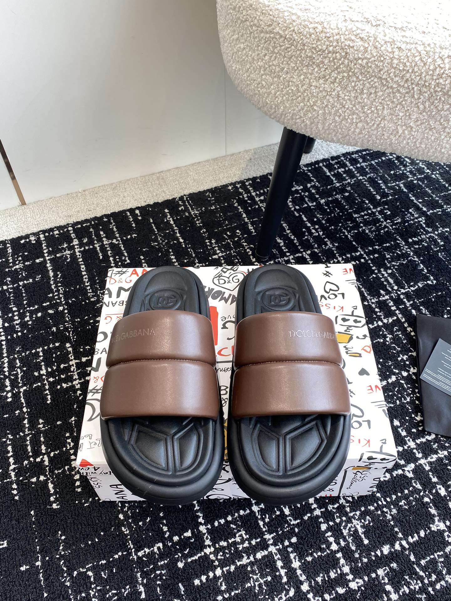 LuxluxHouse Best Quality Sandals Dolce & Gabbana