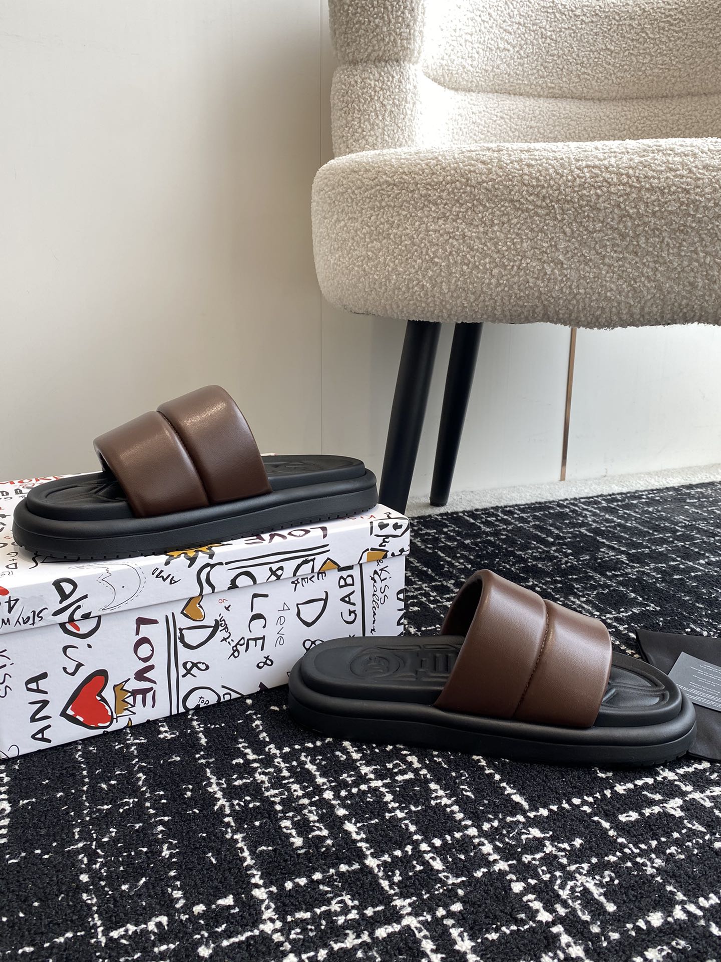 LuxluxHouse Best Quality Sandals Dolce & Gabbana