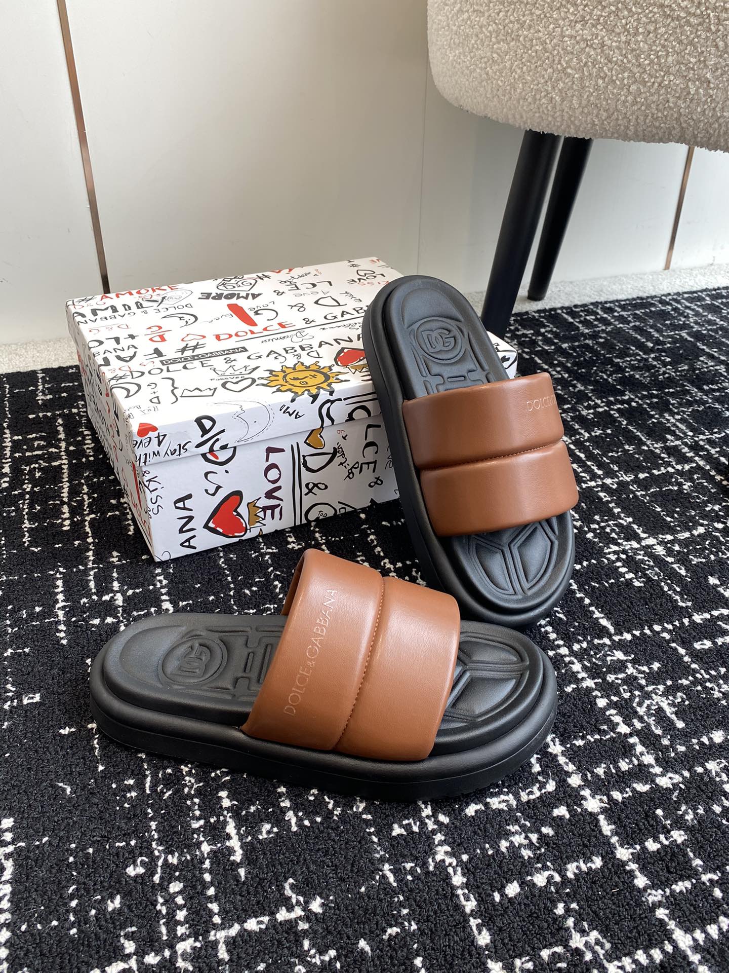 LuxluxHouse Best Quality Sandals Dolce & Gabbana