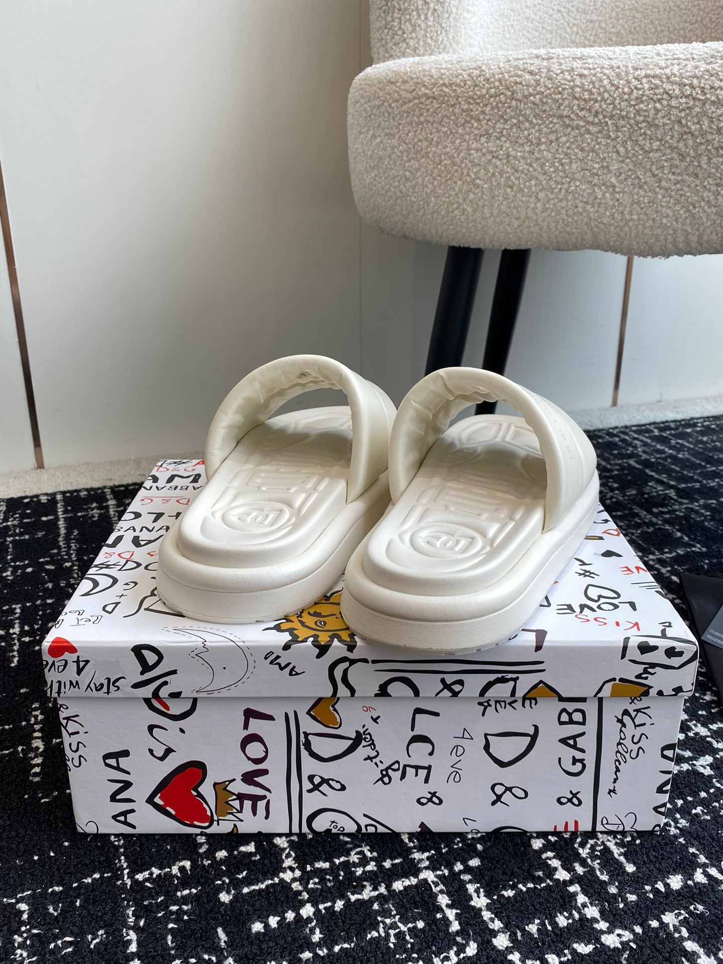 LuxluxHouse Best Quality Sandals Dolce & Gabbana