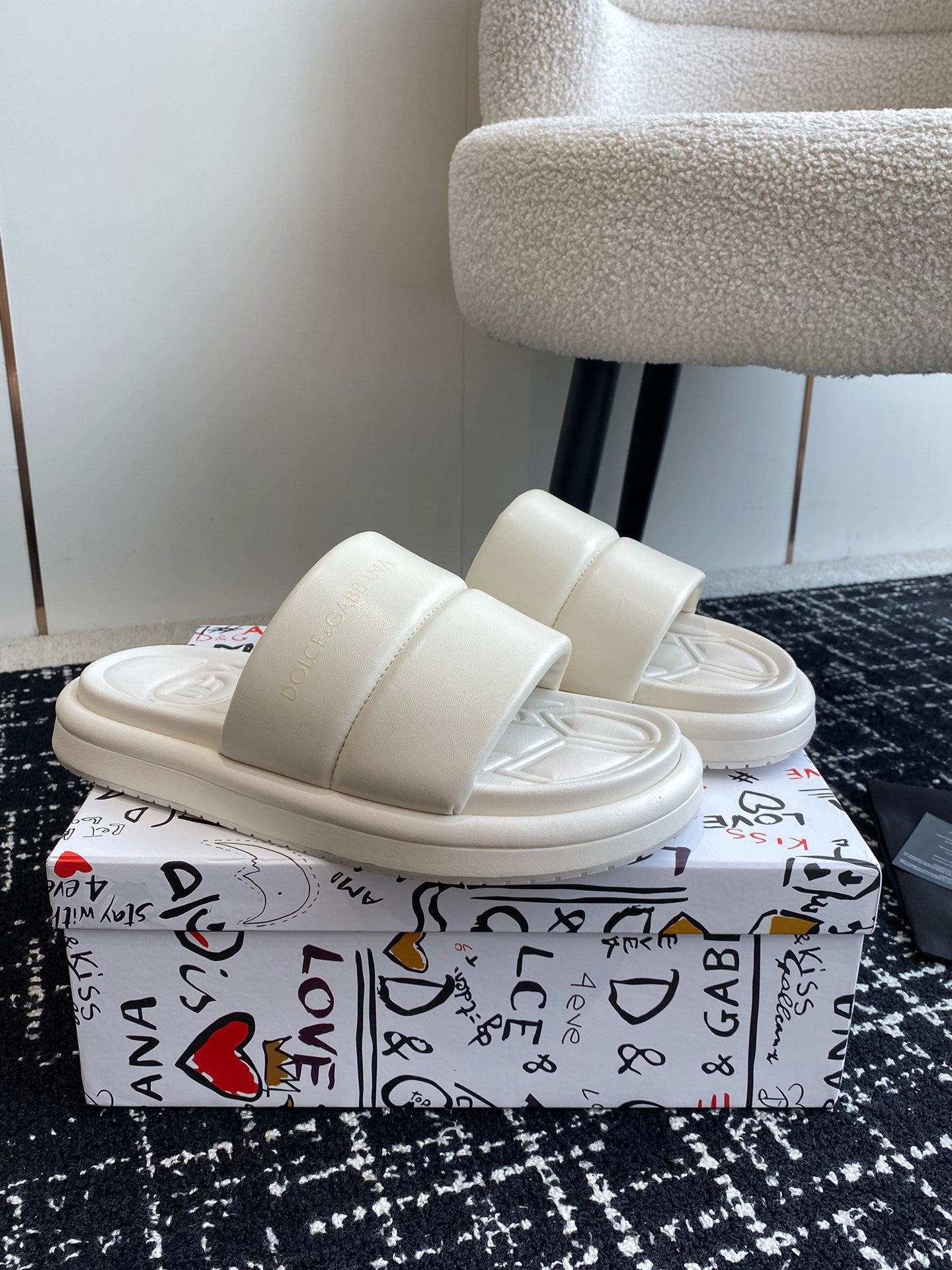 LuxluxHouse Best Quality Sandals Dolce & Gabbana