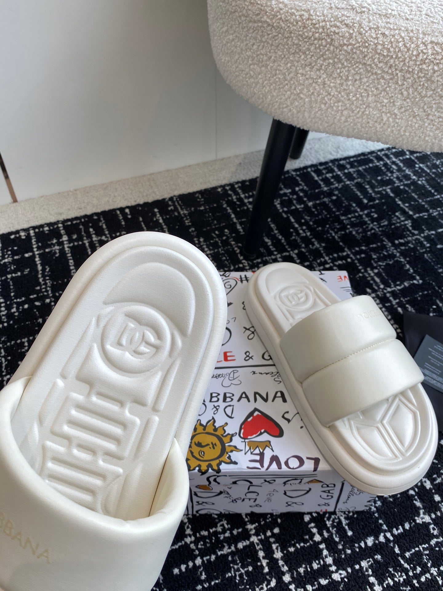 LuxluxHouse Best Quality Sandals Dolce & Gabbana