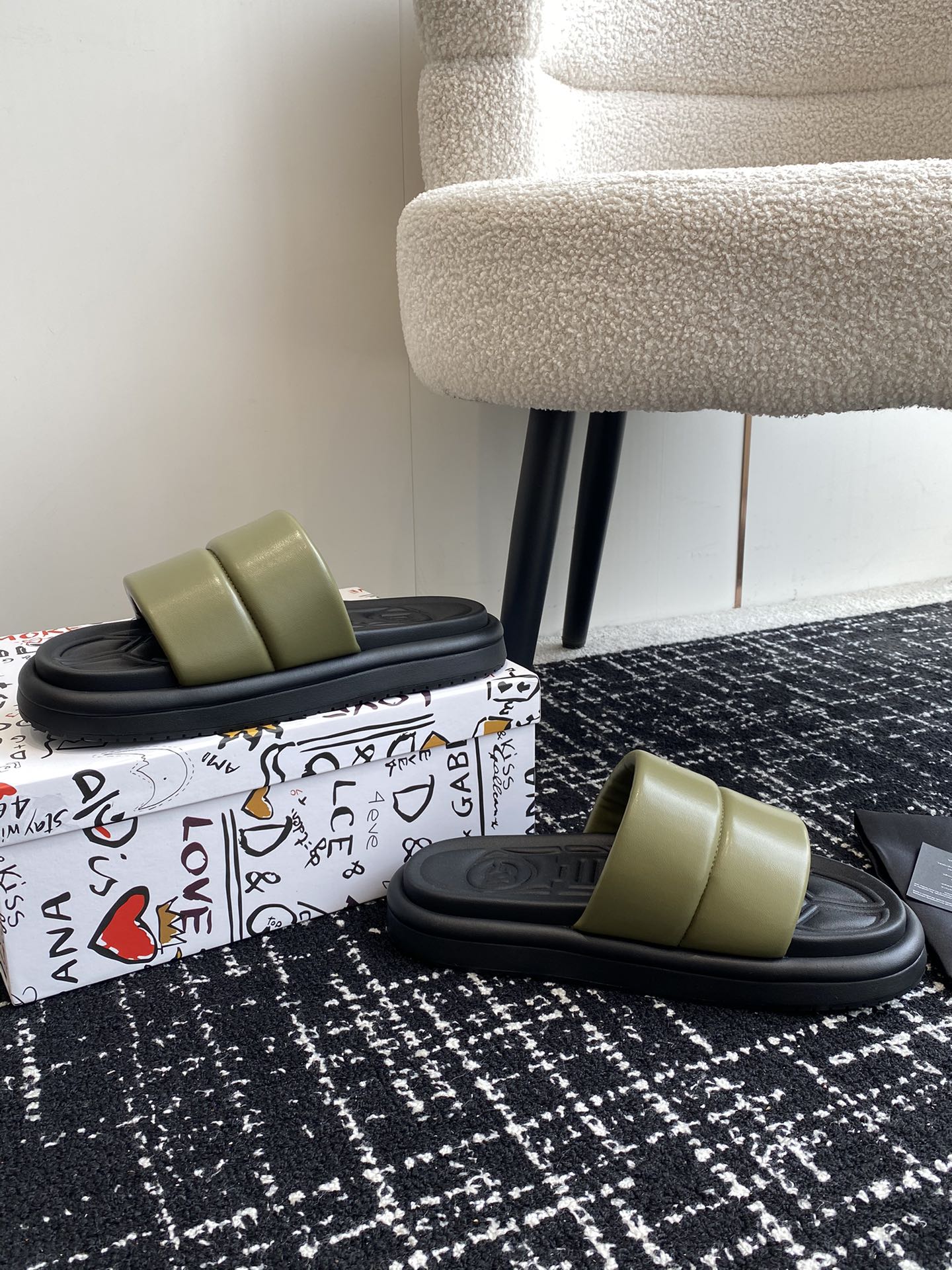 LuxluxHouse Best Quality Sandals Dolce & Gabbana