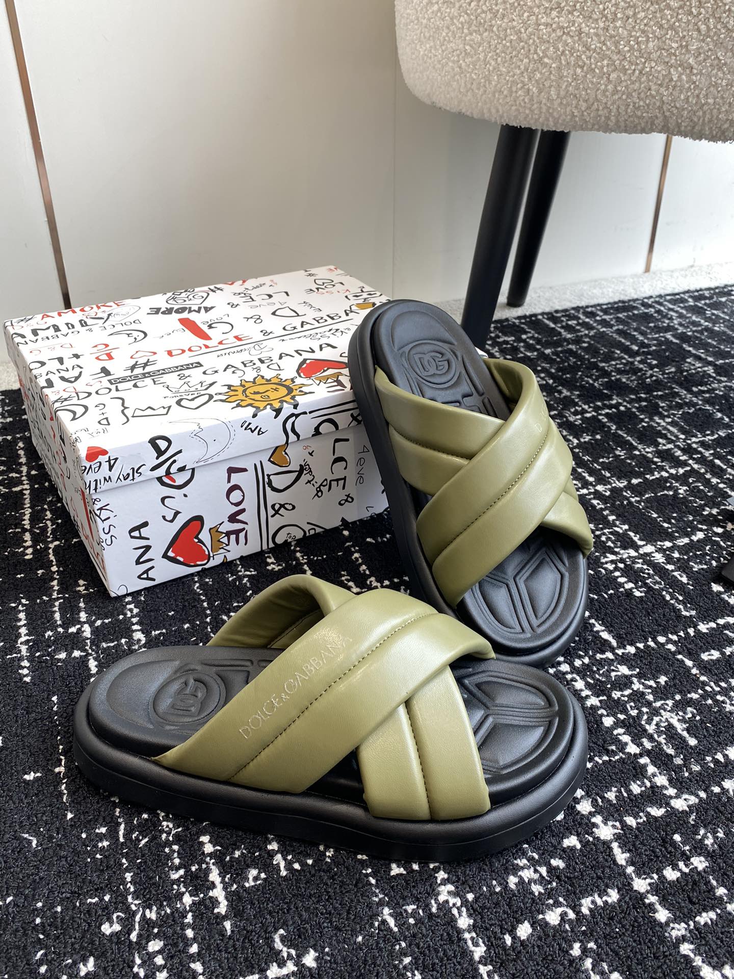 LuxluxHouse Best Quality Sandals Dolce & Gabbana