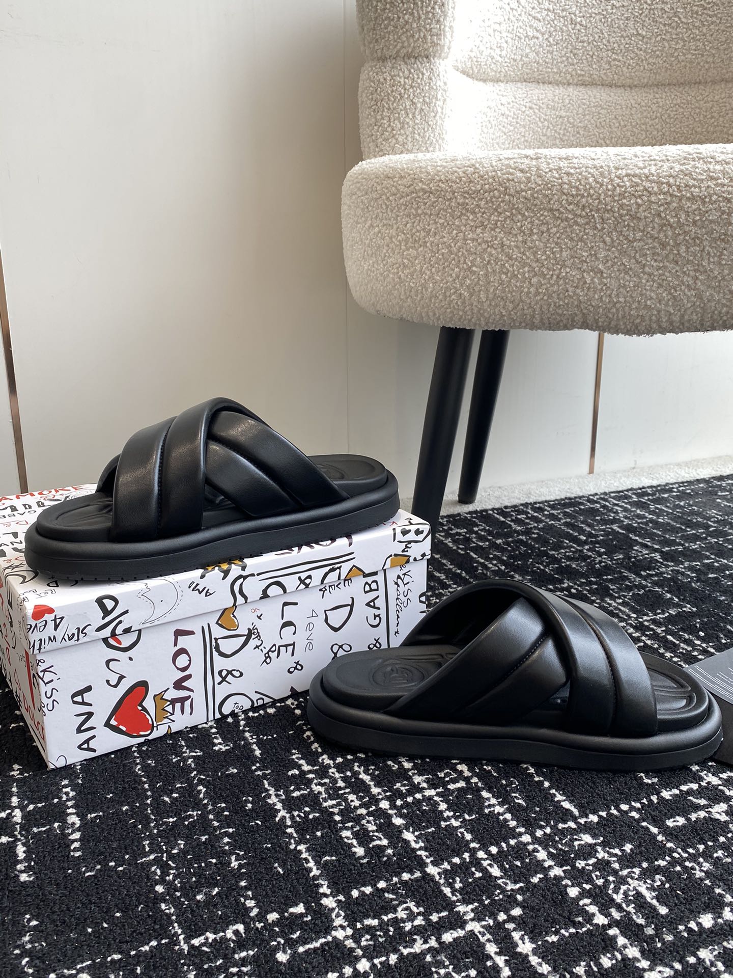 LuxluxHouse Best Quality Sandals Dolce & Gabbana
