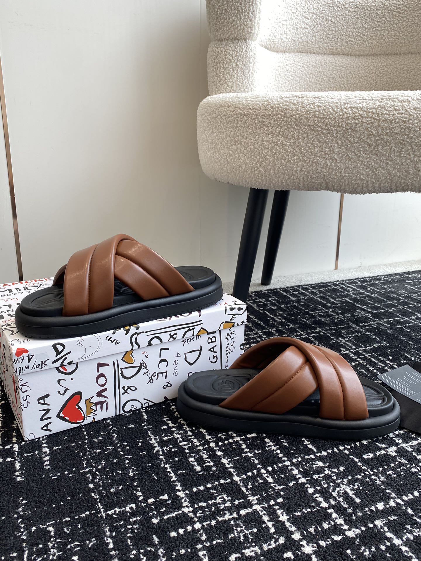 LuxluxHouse Best Quality Sandals Dolce & Gabbana