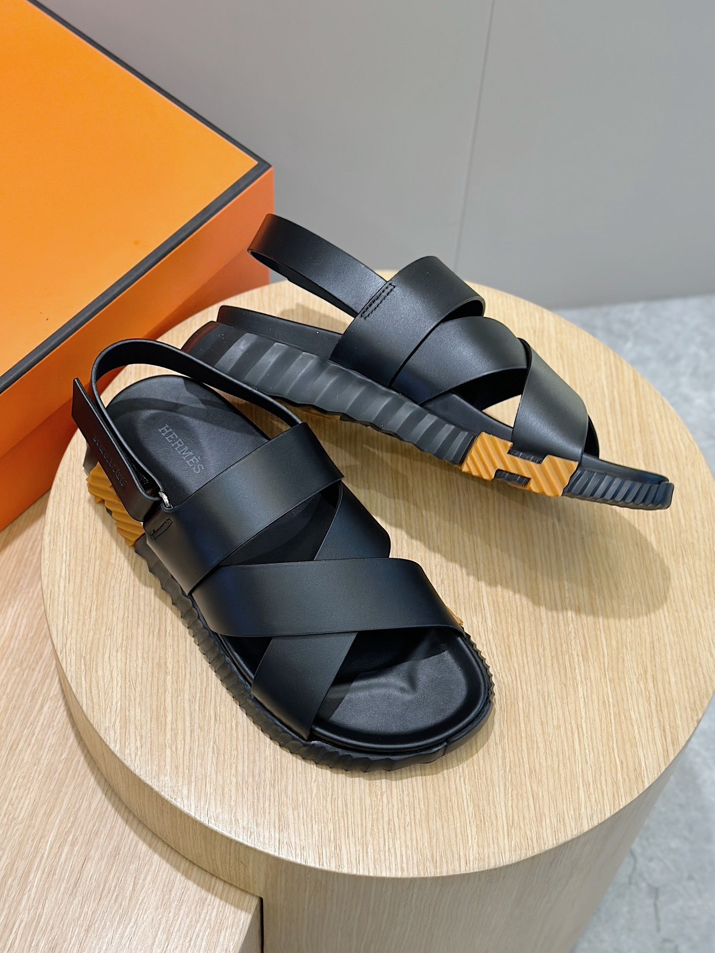 LuxluxHouse Best Quality Sandals Hermes