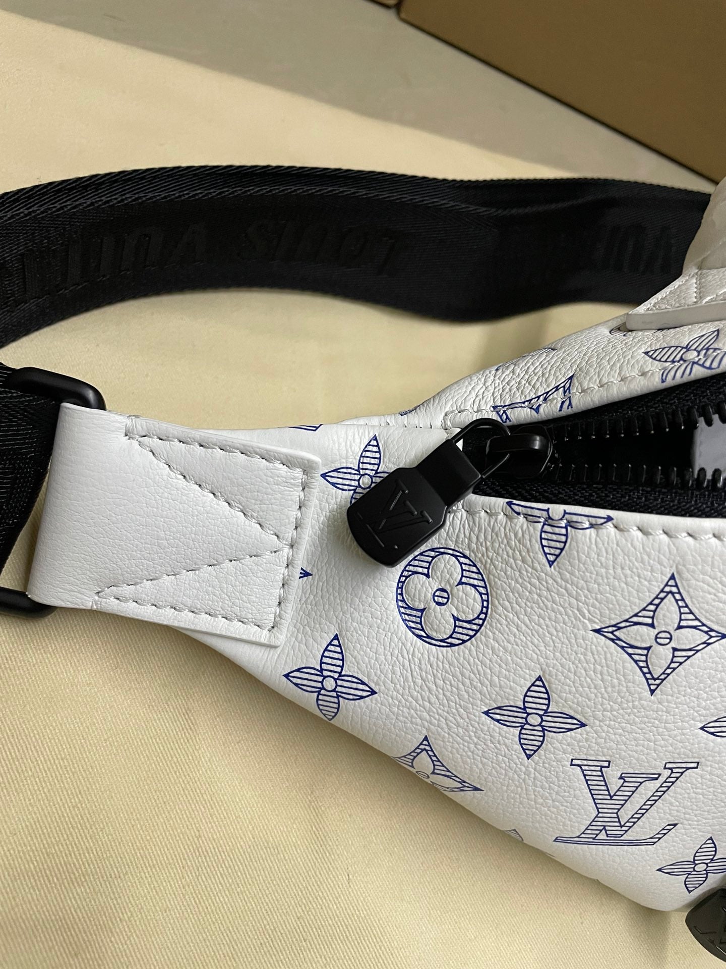 LuxluxHouse Best Quality Bags Louis Vuitton Men
