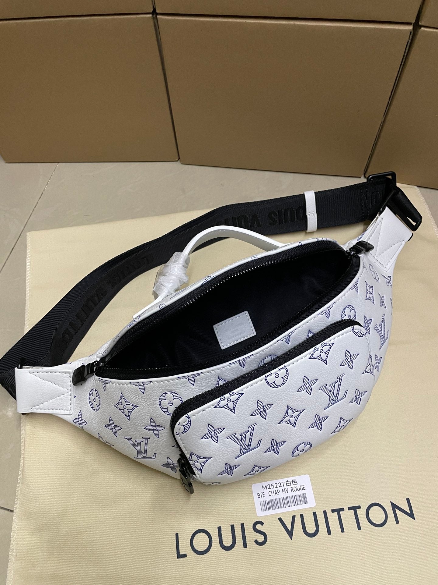 LuxluxHouse Best Quality Bags Louis Vuitton Men