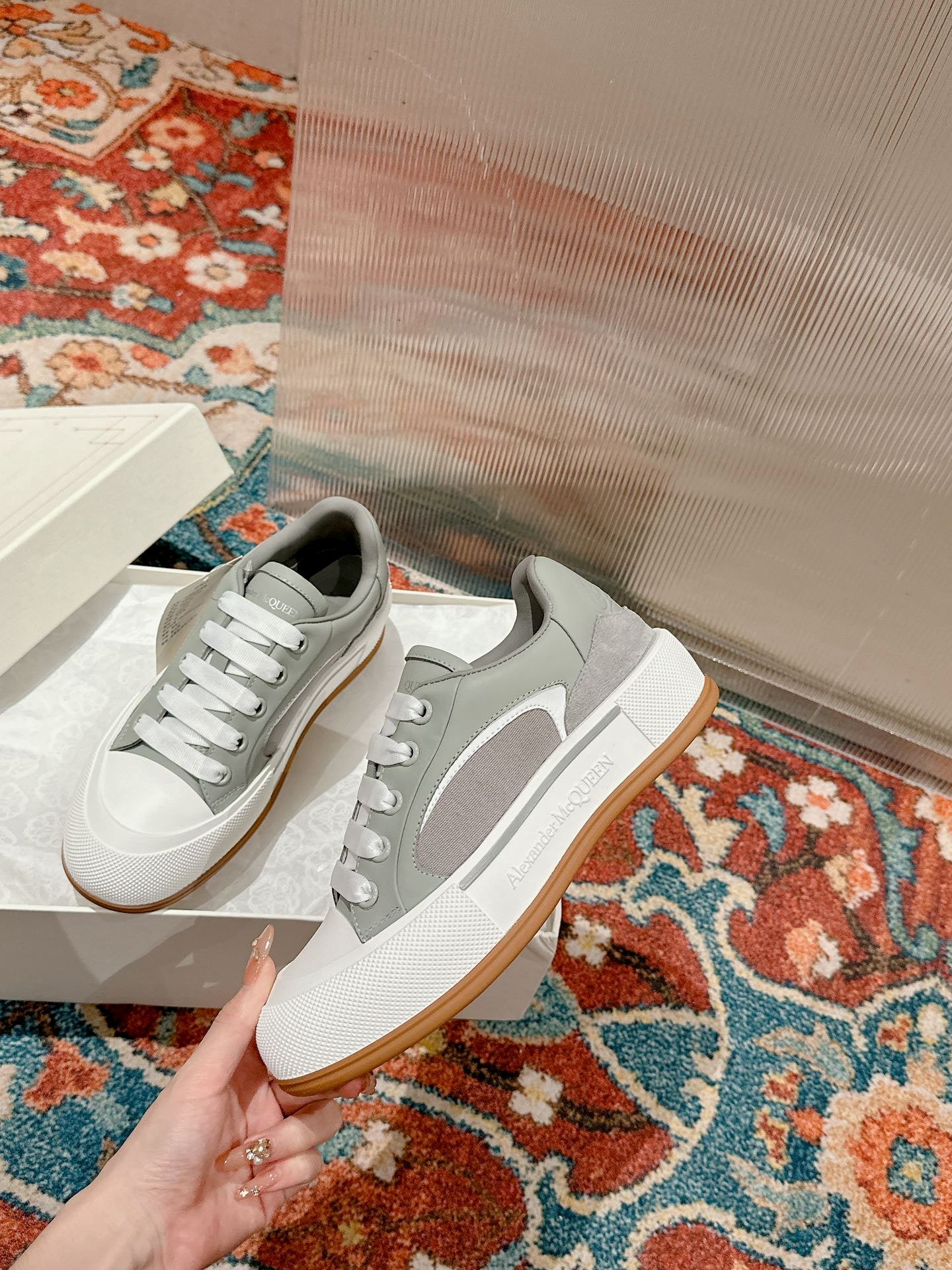 LuxluxHouse Best Quality Shoes Alexander McQueen