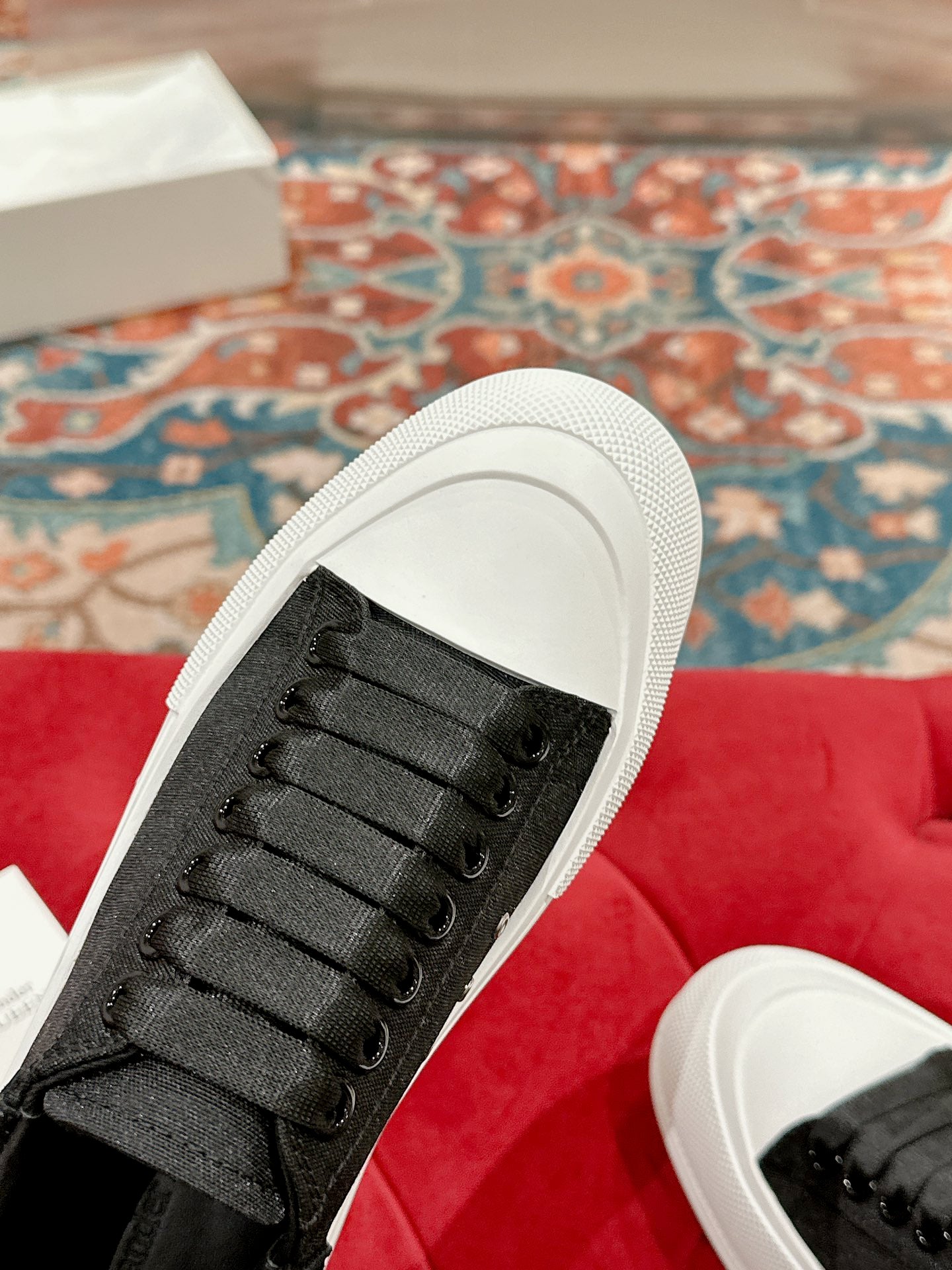 LuxluxHouse Best Quality Shoes Alexander McQueen