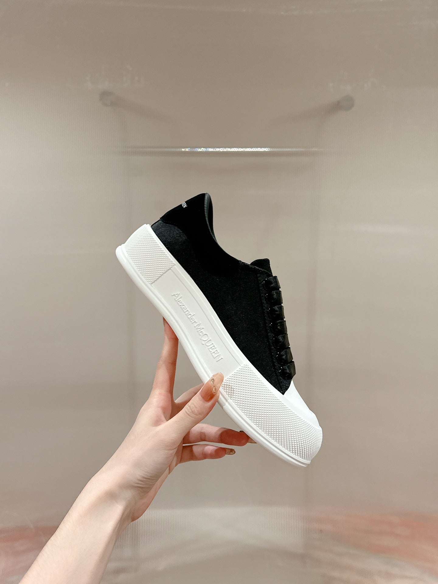 LuxluxHouse Best Quality Shoes Alexander McQueen