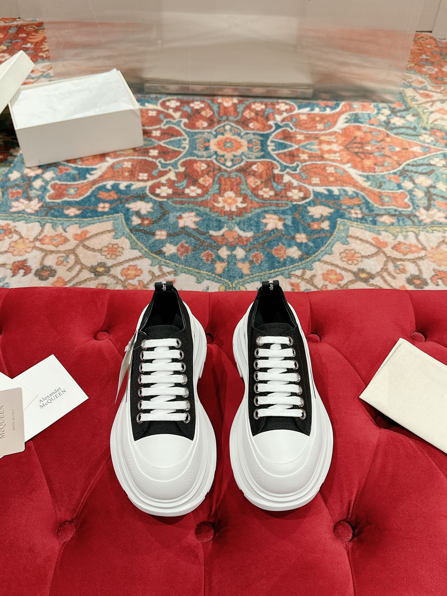 LuxluxHouse Best Quality Shoes Alexander McQueen