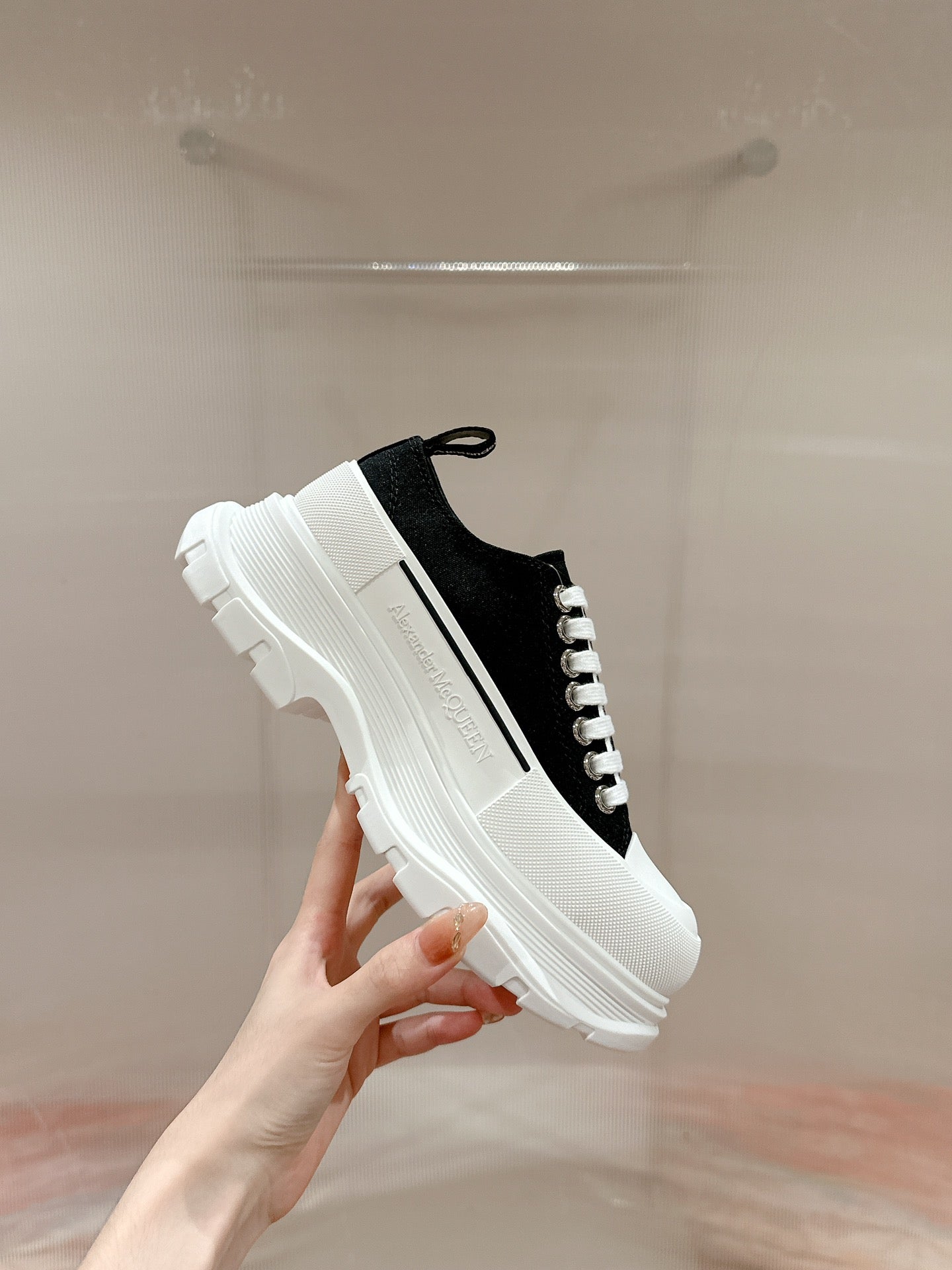 LuxluxHouse Best Quality Shoes Alexander McQueen