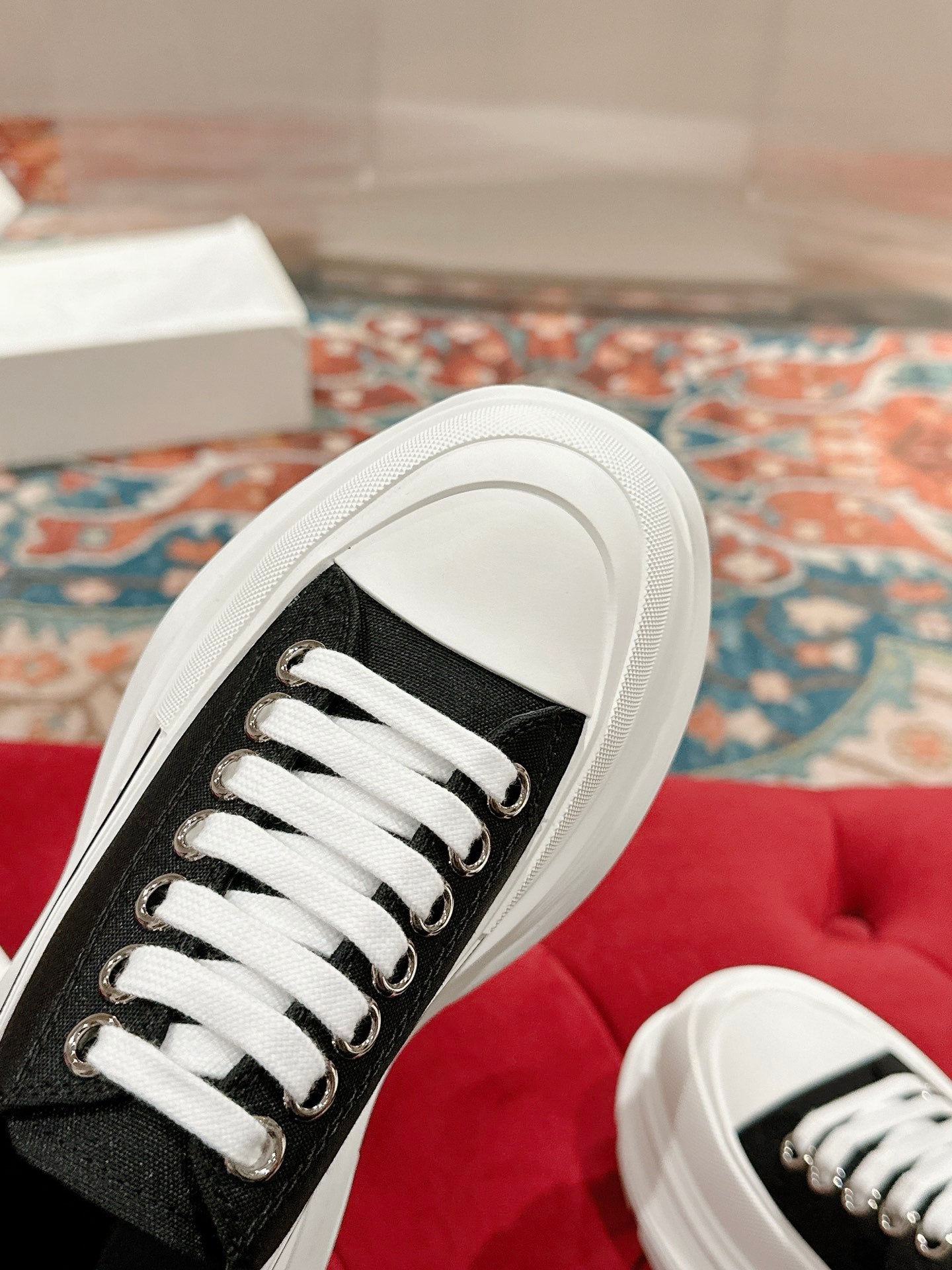 LuxluxHouse Best Quality Shoes Alexander McQueen