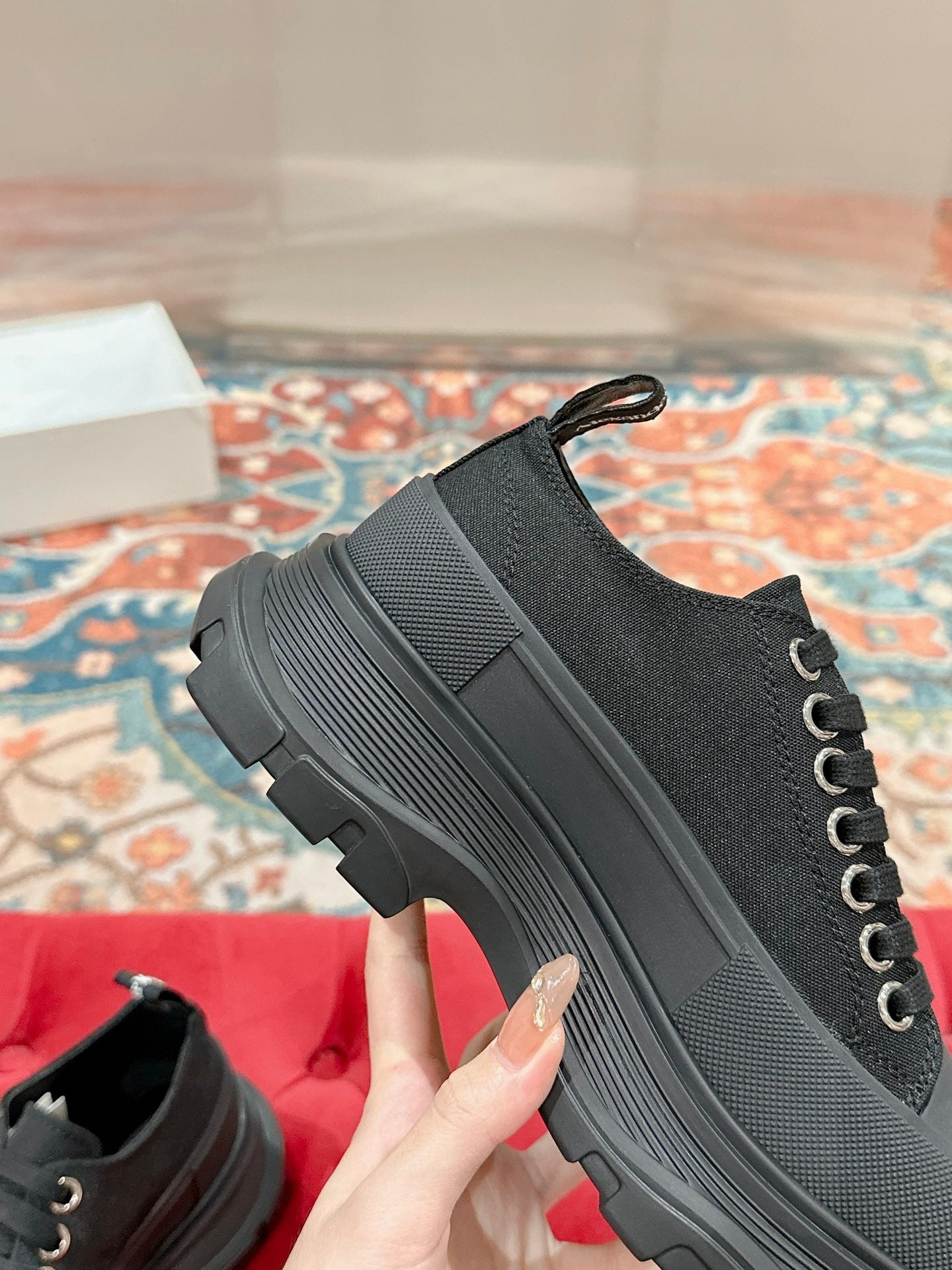 LuxluxHouse Best Quality Shoes Alexander McQueen