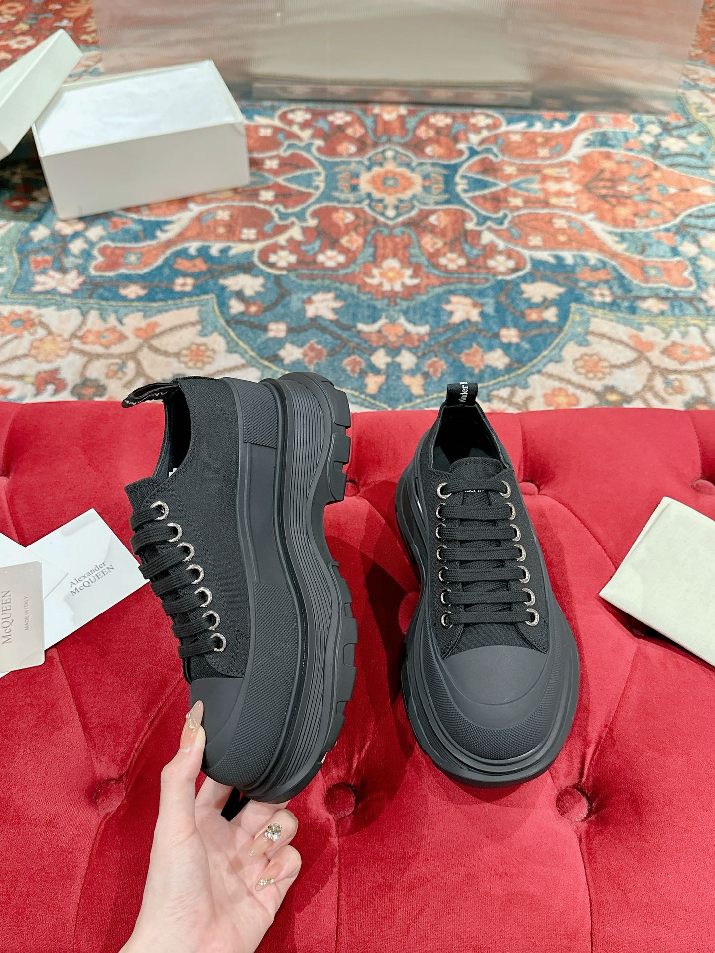 LuxluxHouse Best Quality Shoes Alexander McQueen