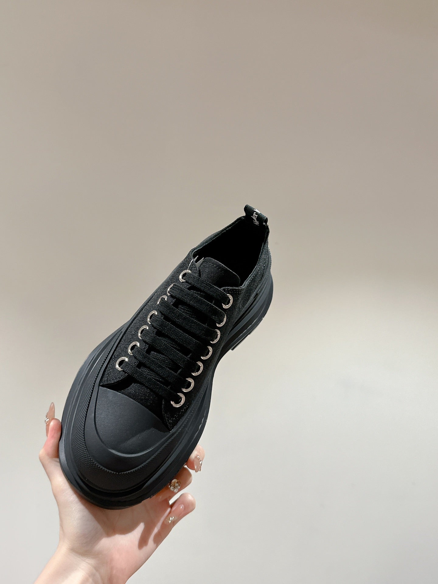 LuxluxHouse Best Quality Shoes Alexander McQueen