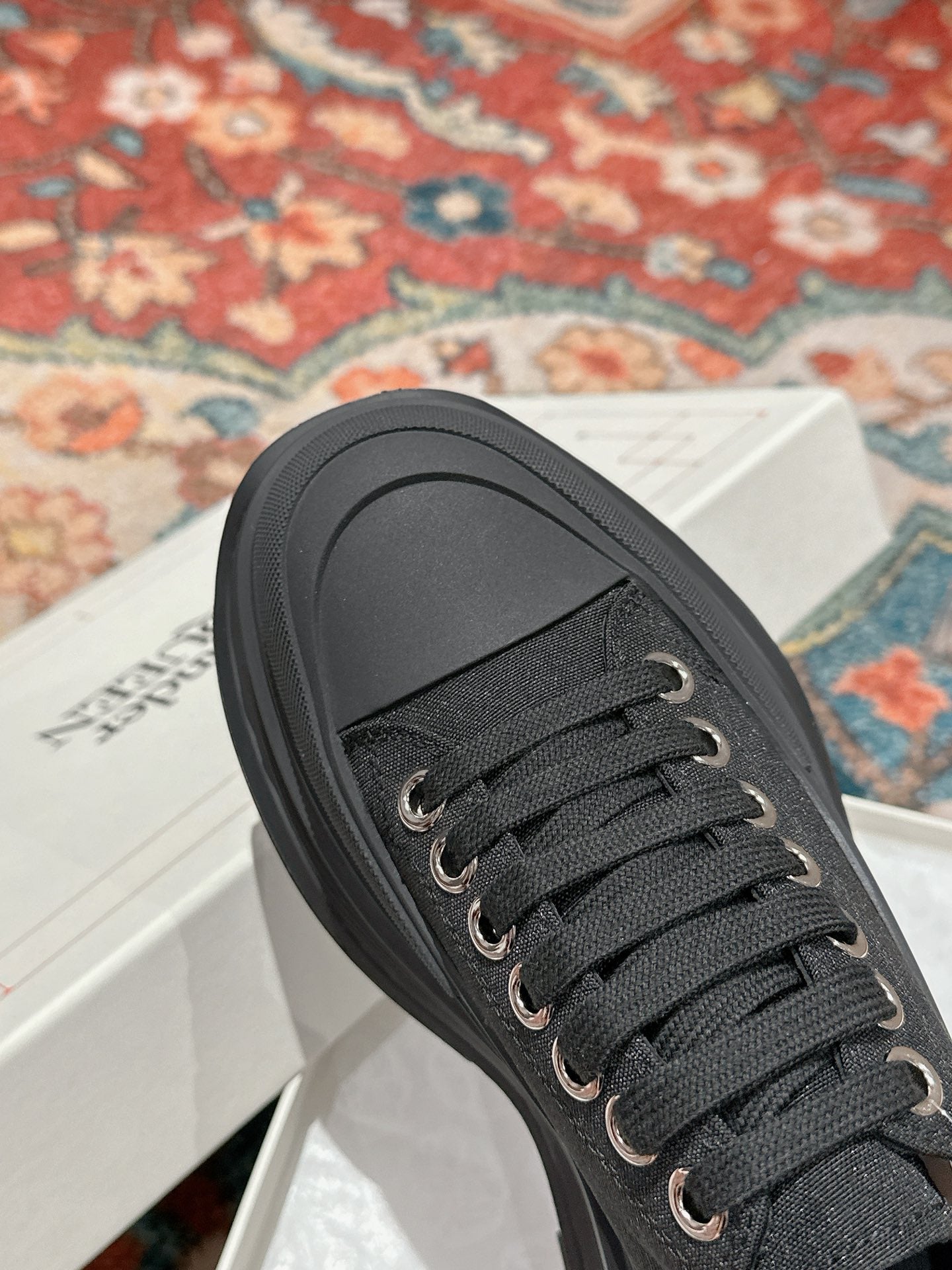 LuxluxHouse Best Quality Shoes Alexander McQueen