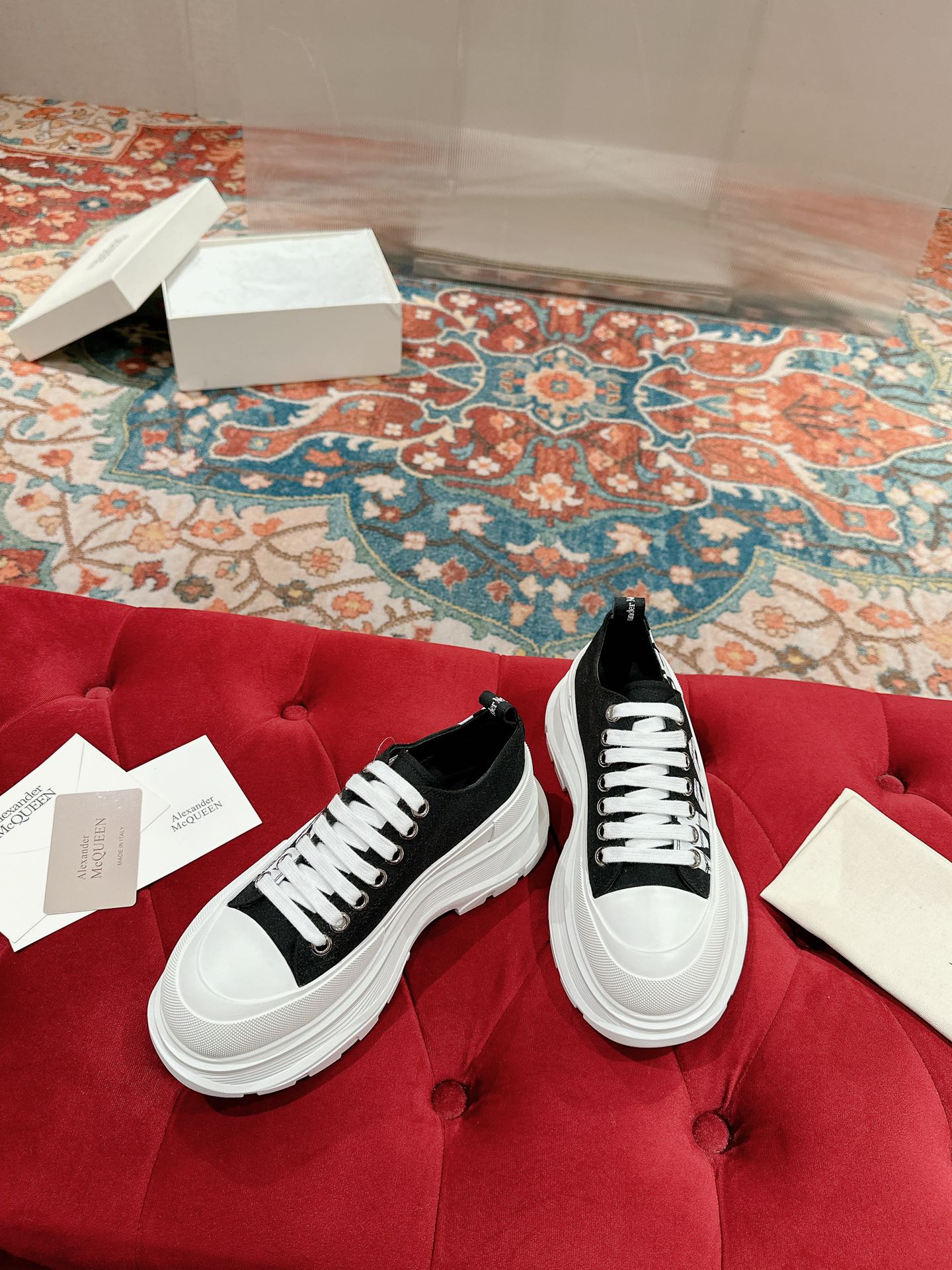 LuxluxHouse Best Quality Shoes Alexander McQueen